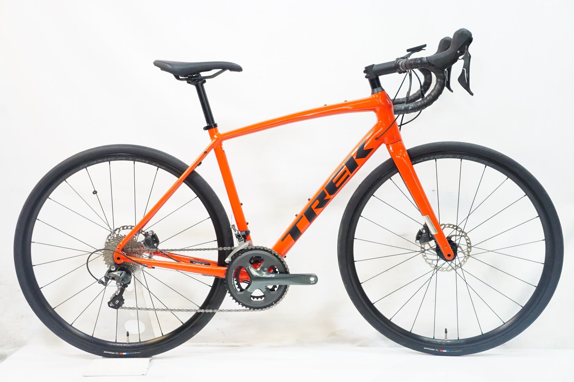 TREK 「トレック」 DOMANE AL 4 GEN 3 2022年モデル ロードバイク