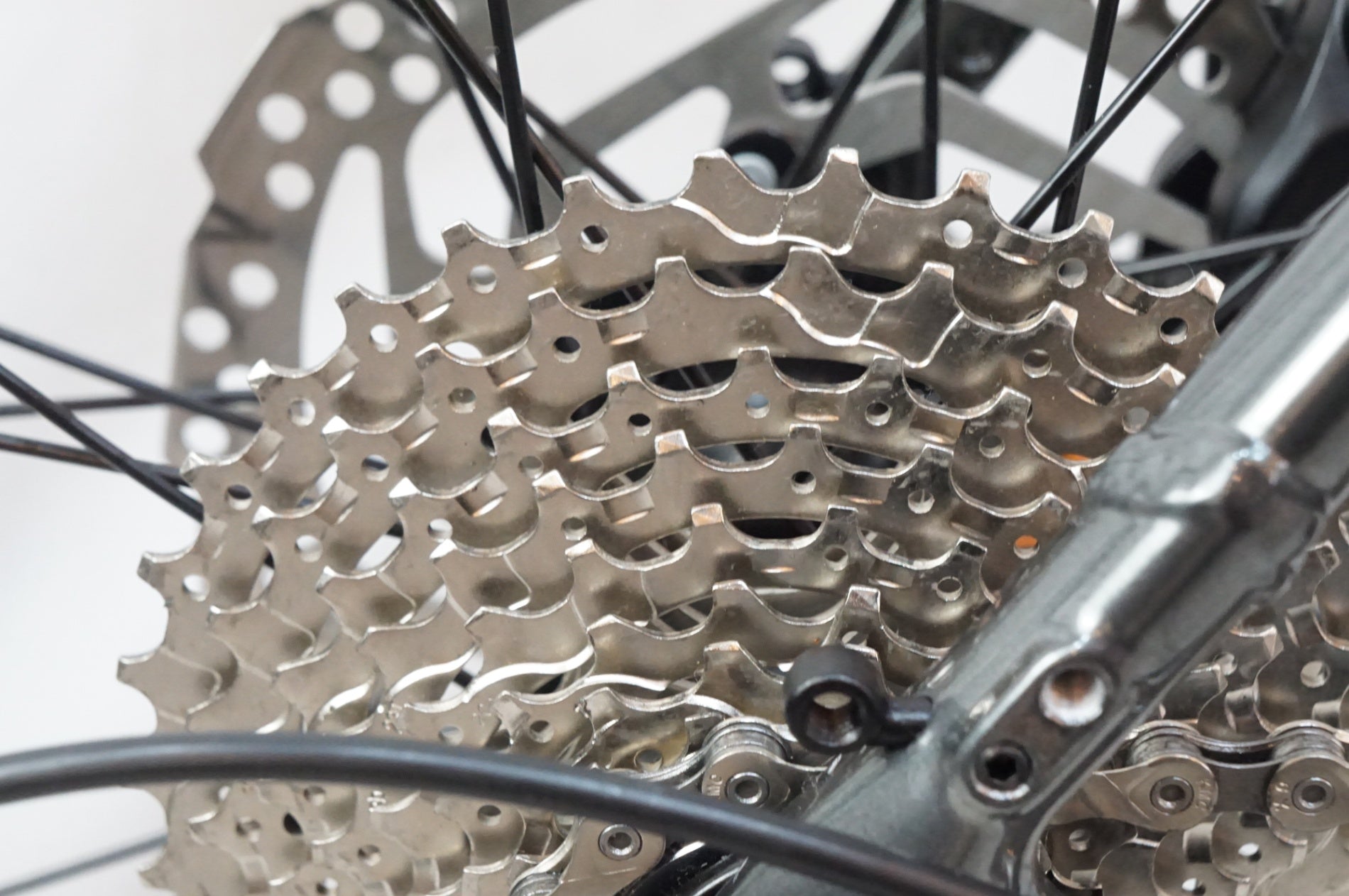 SPECIALIZED 「スペシャライズド」 MEN'S SIRRUS SPORT 2019年モデル クロスバイク / バイチャリ浦和ベース