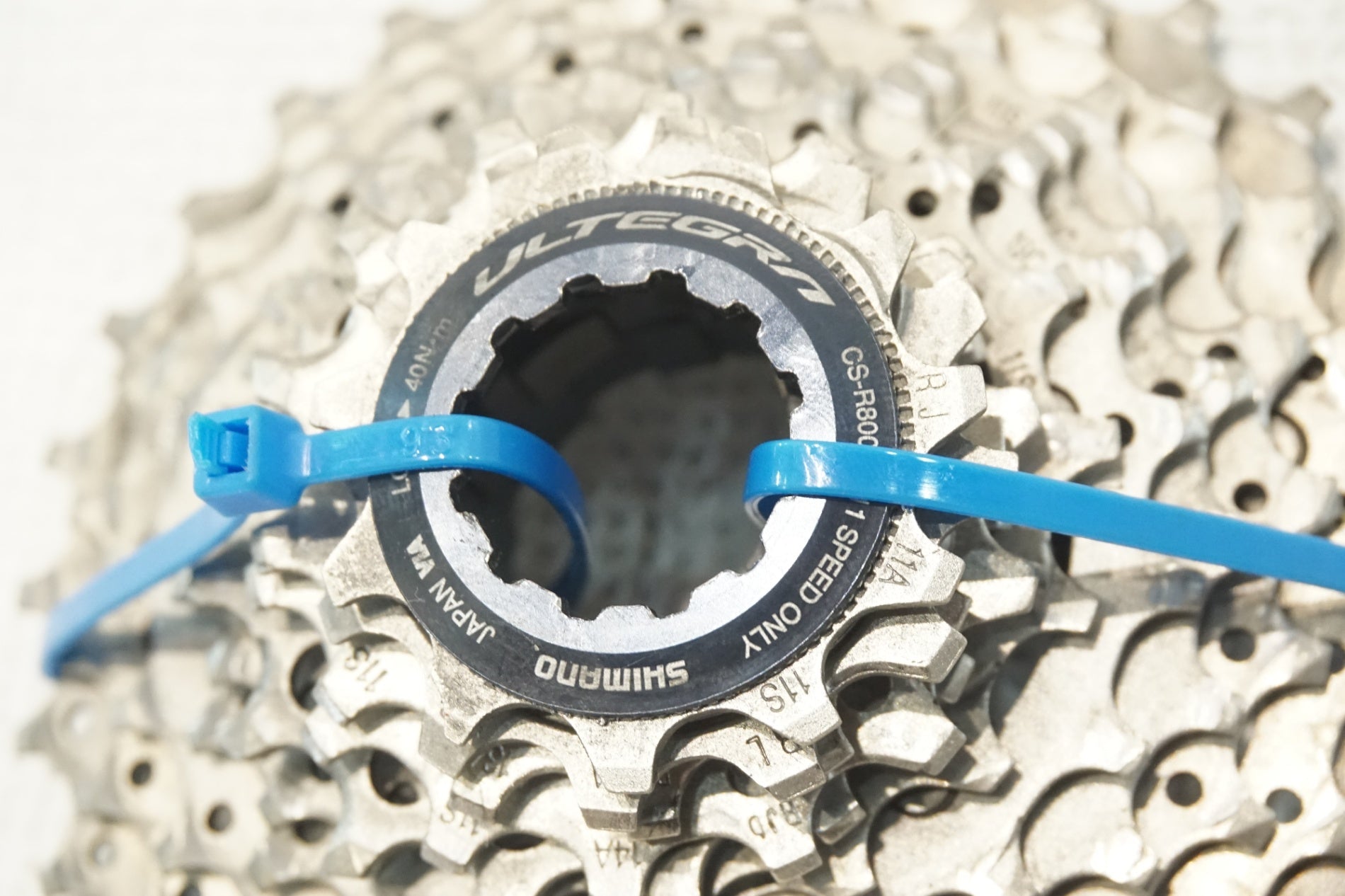 SHIMANO 「シマノ」 ULTEGRA R8070 R8050 R8000 コンポ6点(ST,FD,RD,BR,FC,CS) バッテリー・ディスクローター セット / 横浜戸塚店