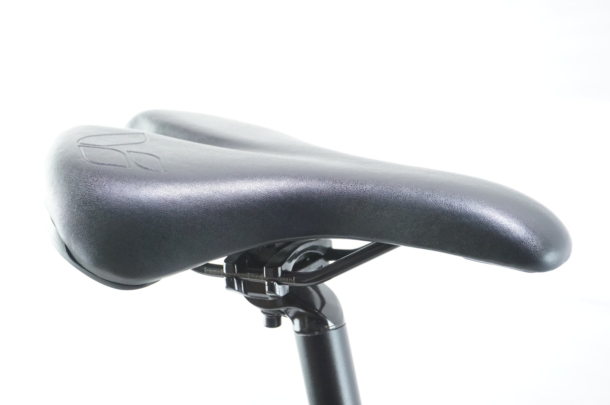 GIANT 「ジャイアント」 ESCAPE RW DISC 2026年モデル クロスバイク / 中目黒店