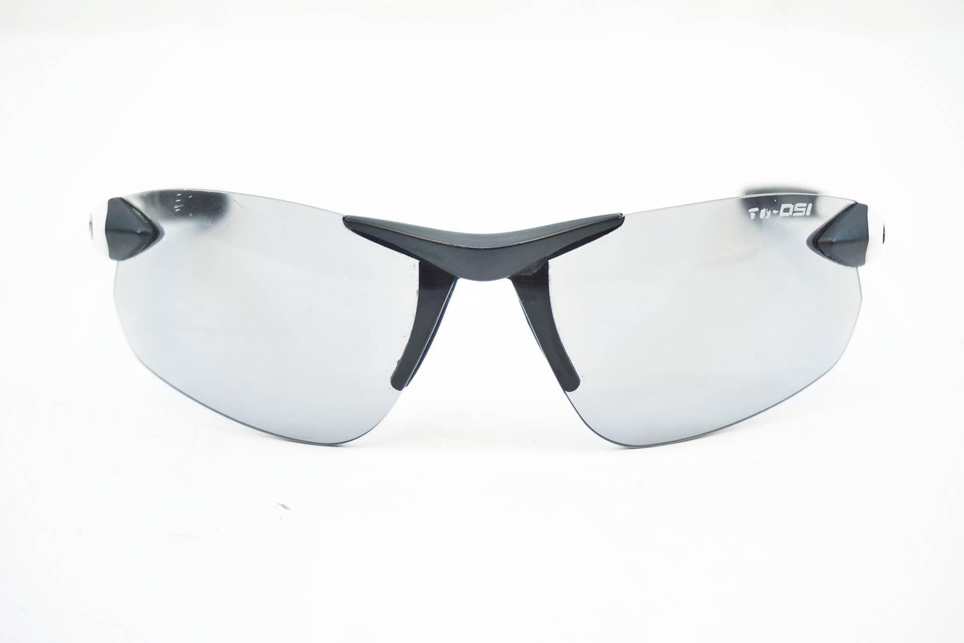 TIFOSI 「ティフォージ」 アイウエア / 有明ガーデン店