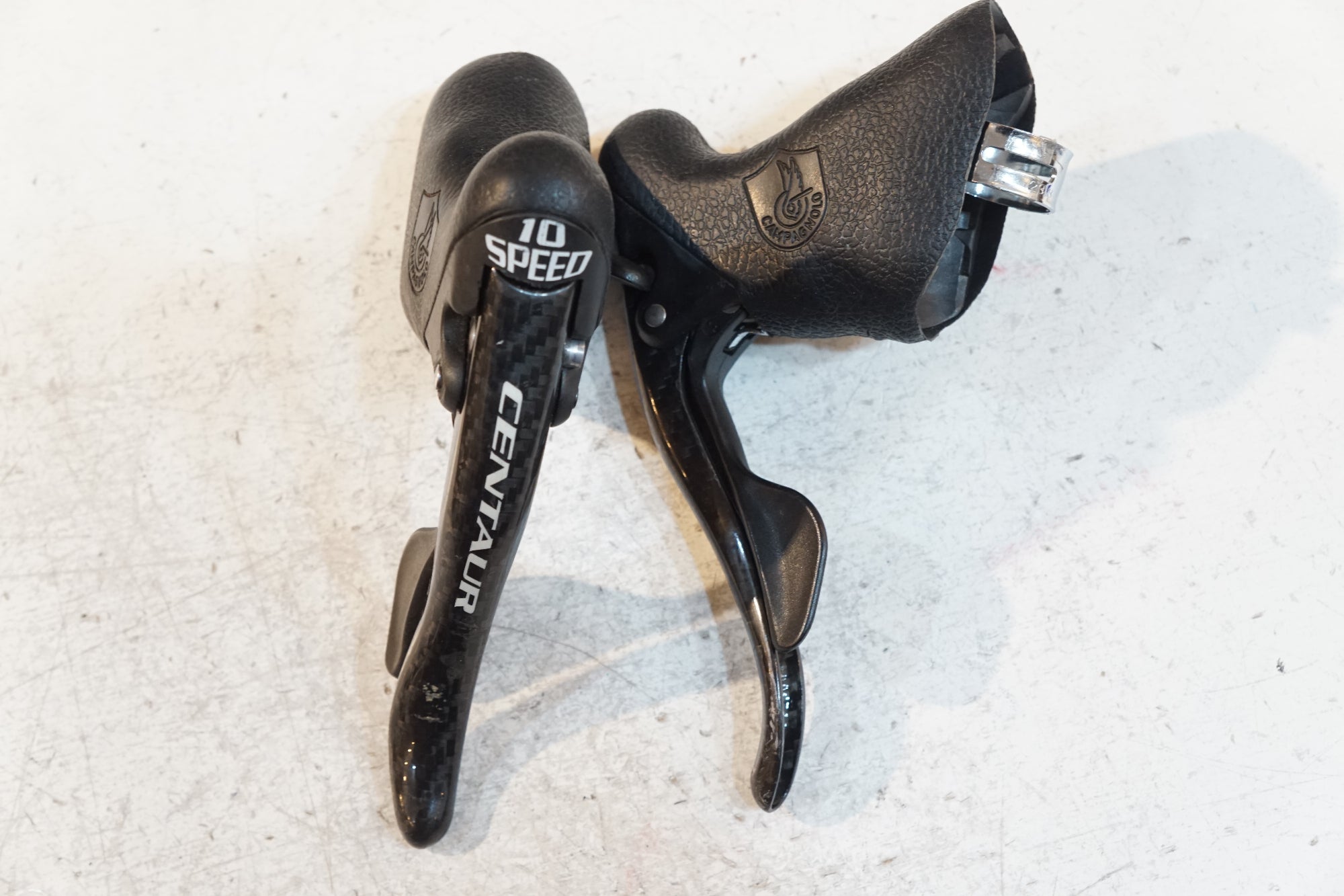 カーボン カンパニョーロ エルゴパワーです。 ケンタウル 10s 10速 CAMPAGNOLO 「カンパニョーロ」 CENTAUR 10s エルゴパワー