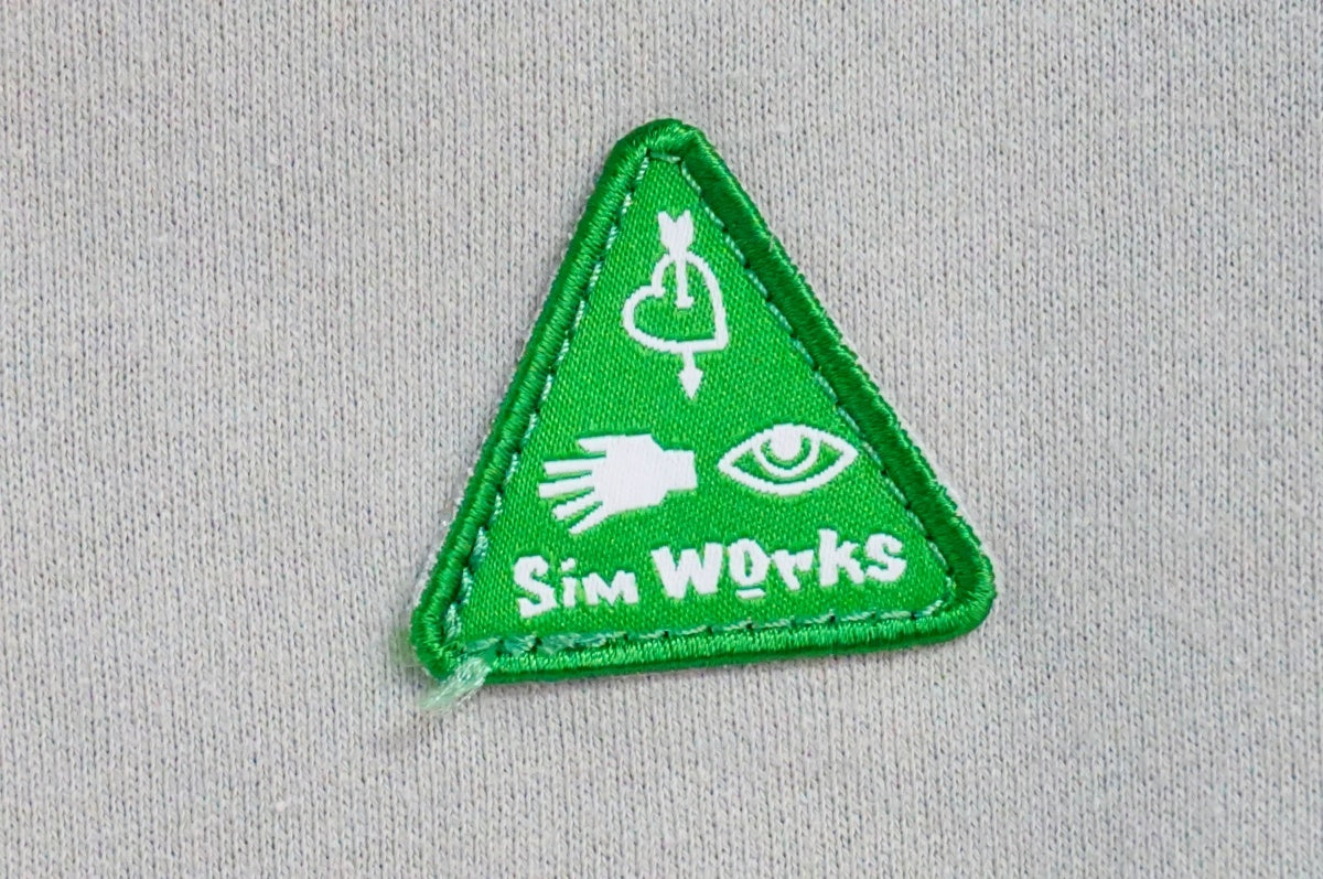 SIM WORKS 「シムワークス」 SIM HOODIES Lサイズ パーカー / 名古屋大須店