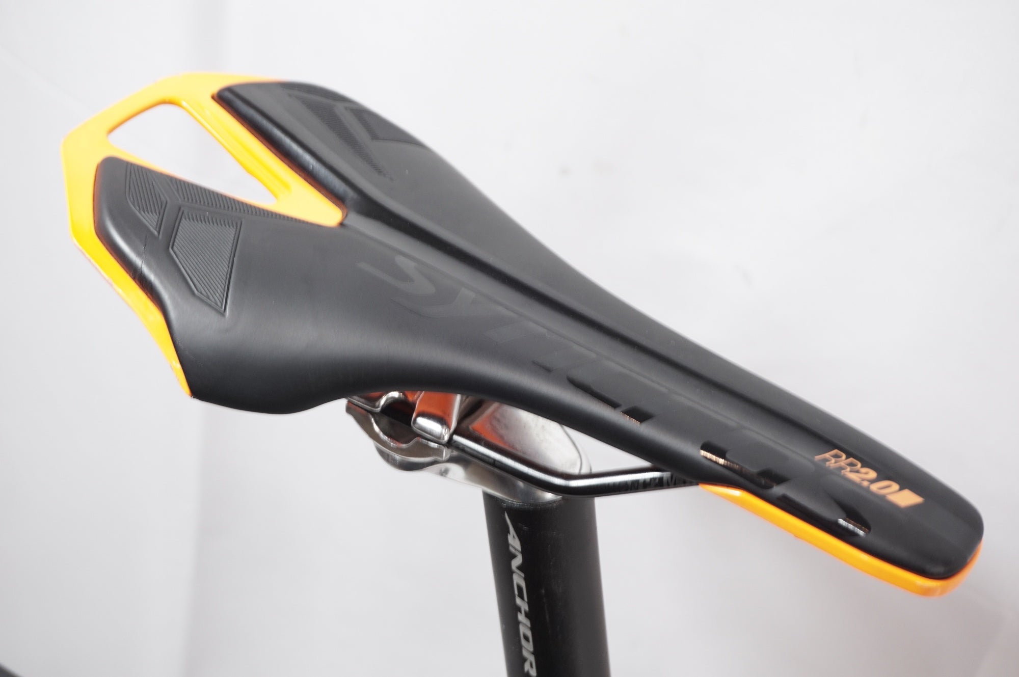 ANCHOR 「アンカー」 RCS6 EQUIPE 2013年モデル ロードバイク / バイチャリ浦和ベース