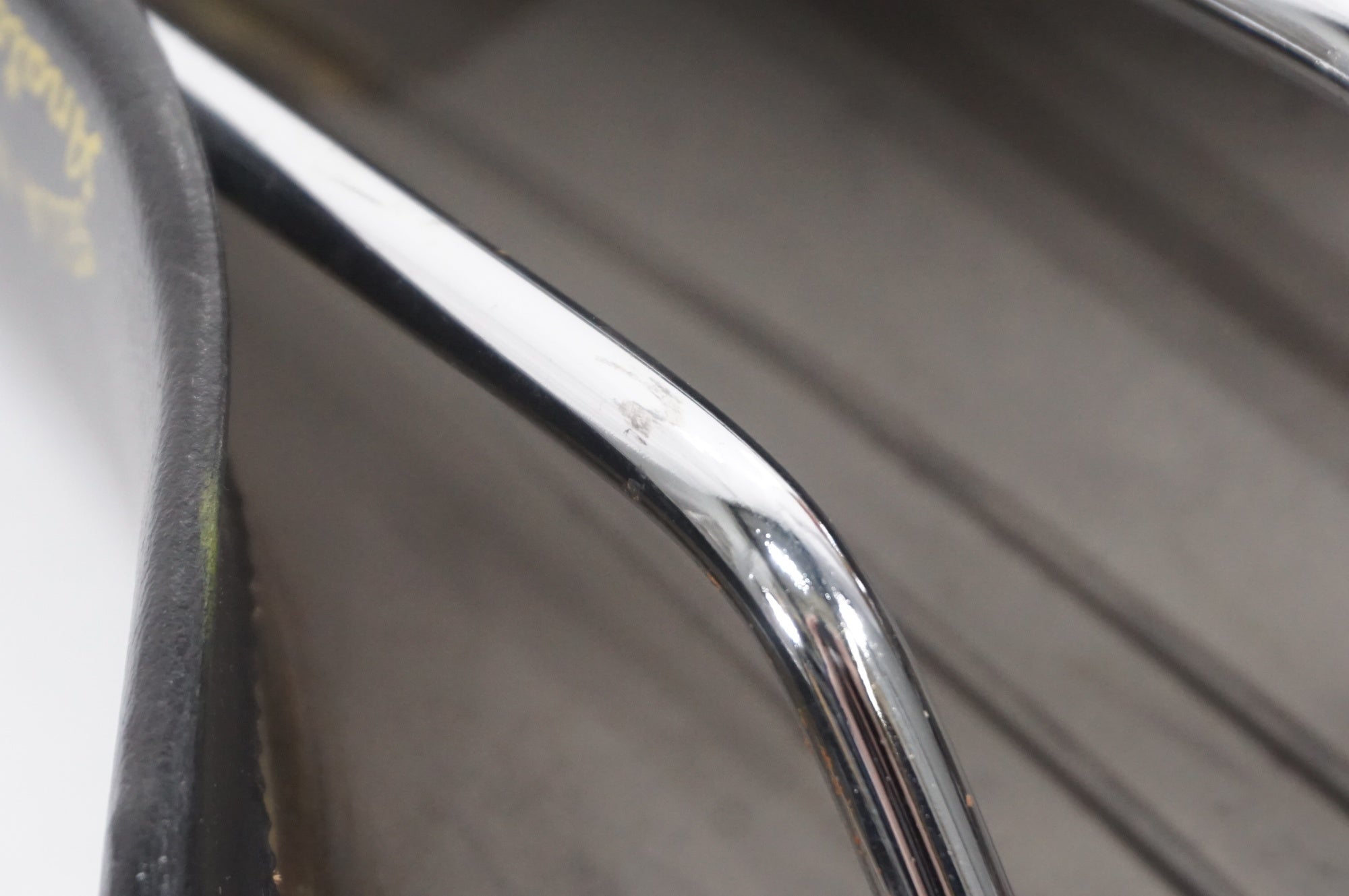 SELLE ITALIA 「セライタリア」 ANATOMIC サドル / AKIBA店