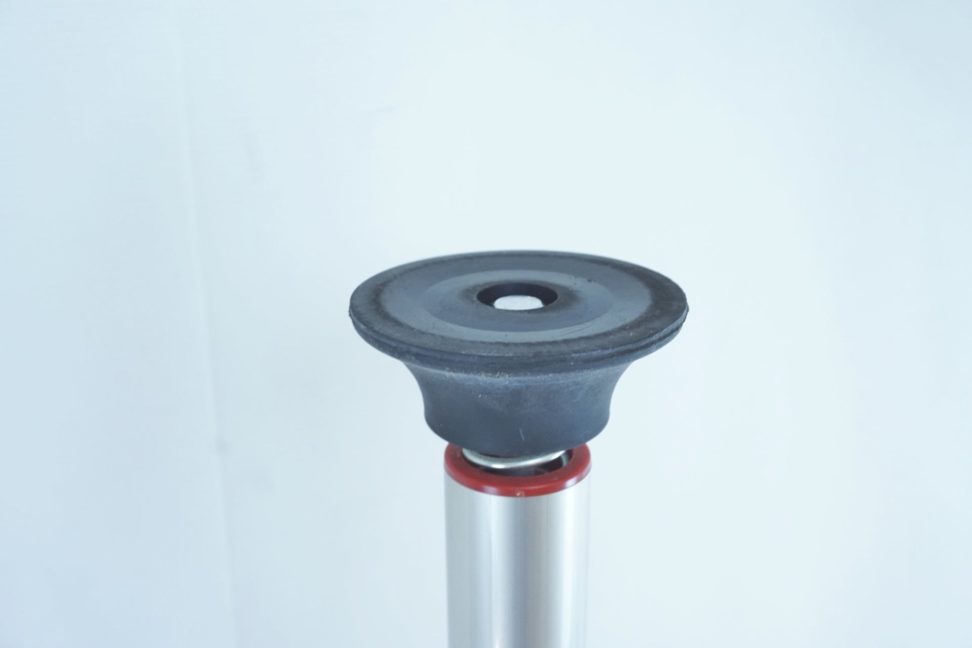 MINOURA 「ミノウラ」 ディスプレイスタンド / 有明ガーデン店