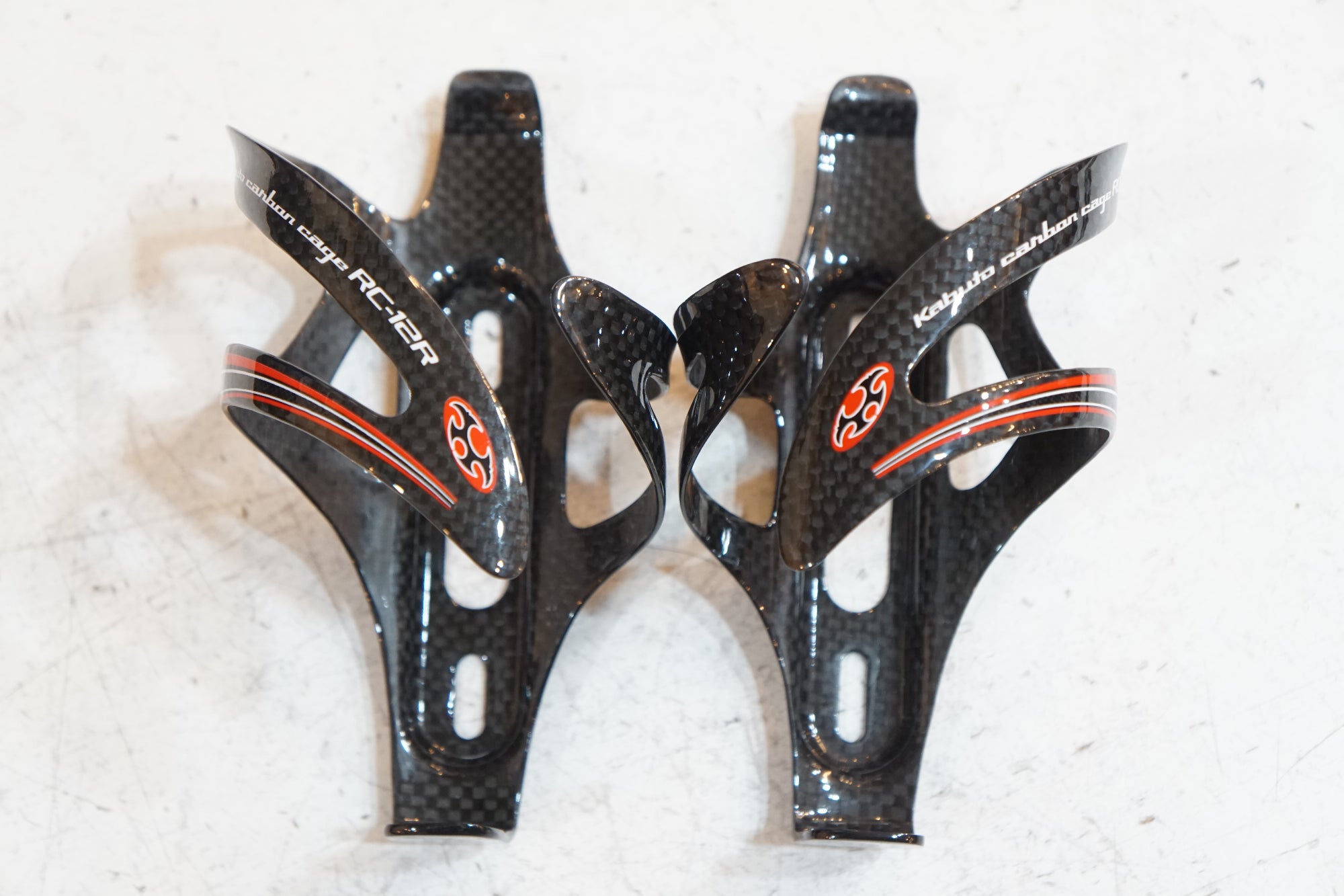 OGK 「オージーケー」 カーボンボトルケージセット / バイチャリ浦和ベース