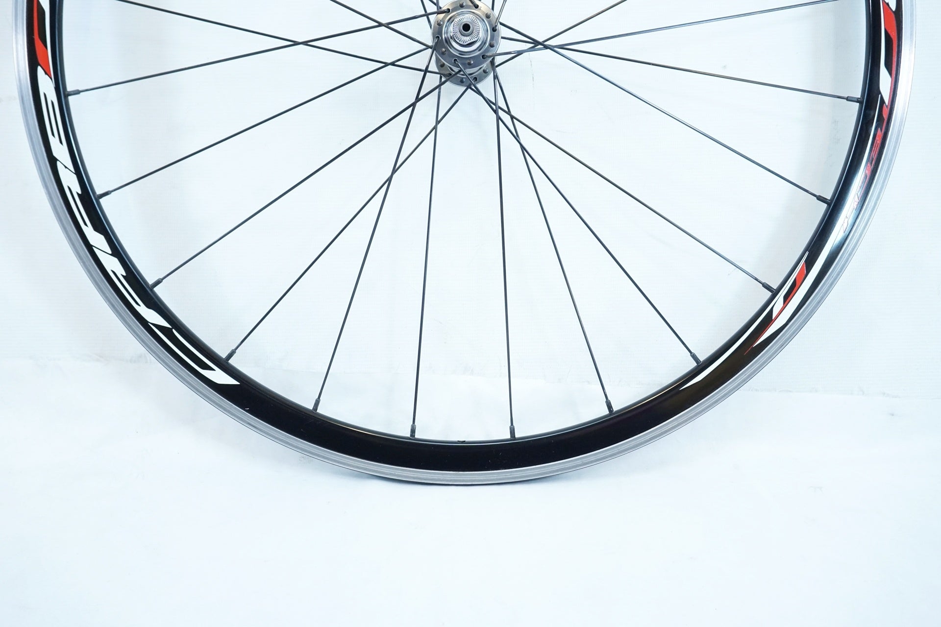 CARBOTECH 「カーボテック」 シマノ10S ホイールセット / 有明ガーデン店