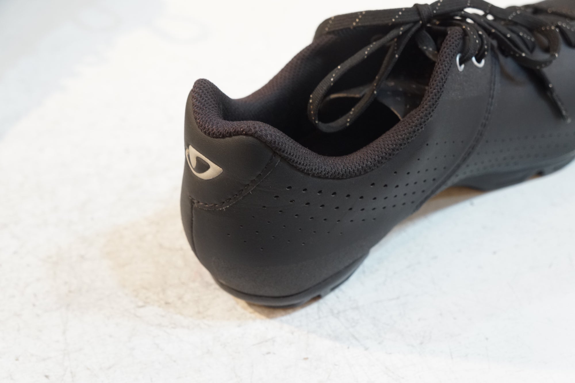 GIRO 「ジロ」 PRIVATEER LACE 43 シューズ / バイチャリ浦和ベース