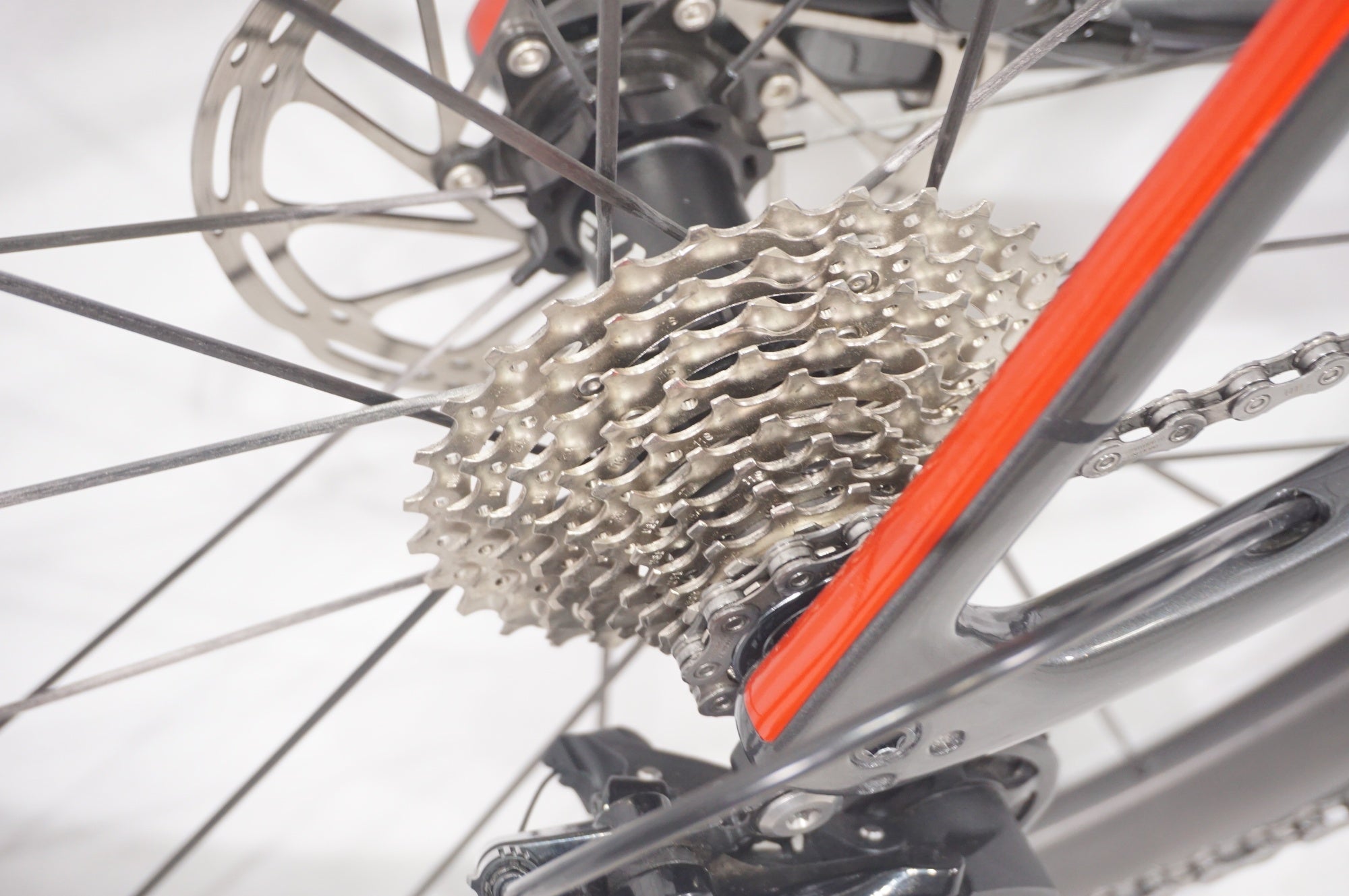 TREK 「トレック」 EMONDA SL5 2023年モデル ロードバイク / AKIBA店