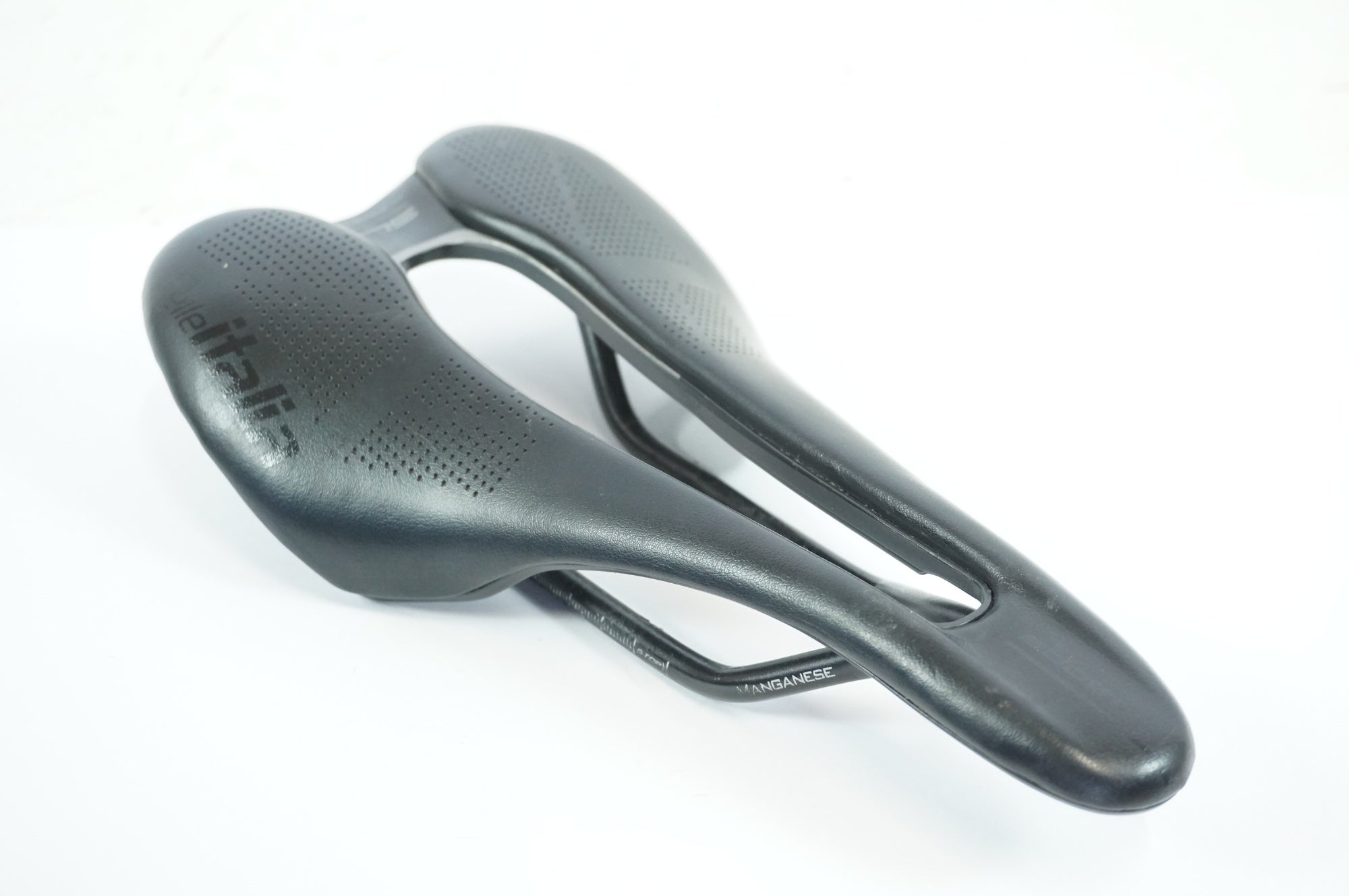 SELLE ITALIA 「セライタリア」 SLR SLR BOOST サドル / 宇都宮店