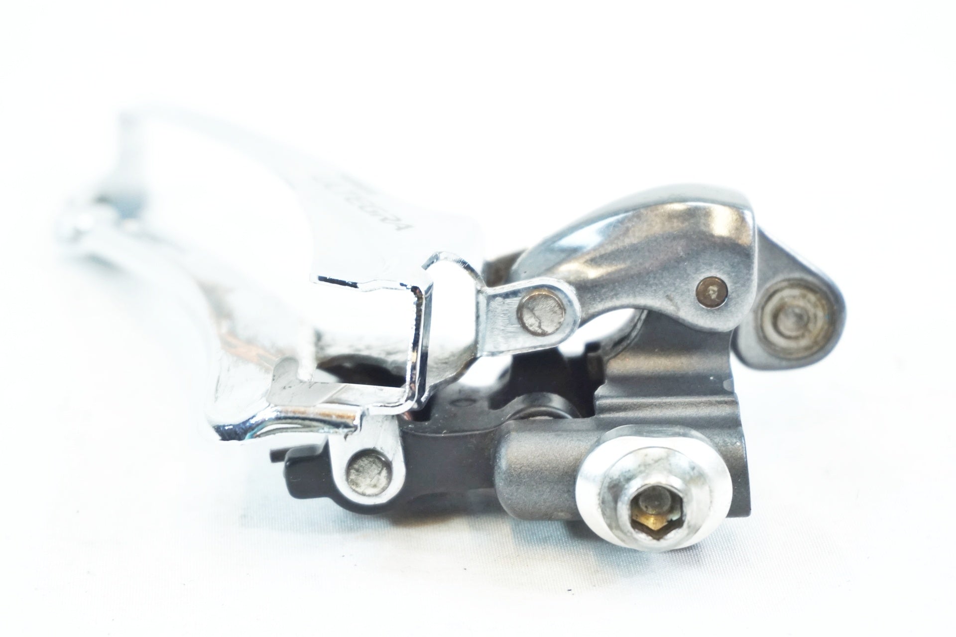 SHIMANO 「シマノ」 ULTEGRA FD-6700 フロントディレイラー / 有明ガーデン店