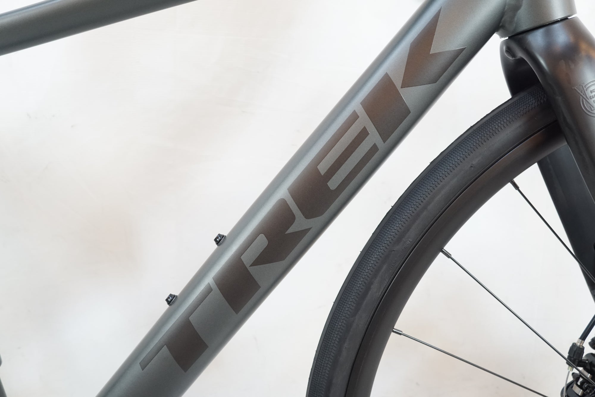 TREK 「トレック」 DOMANE AL2 DISC GEN4 2024年モデル ロードバイク / バイチャリ浦和ベース