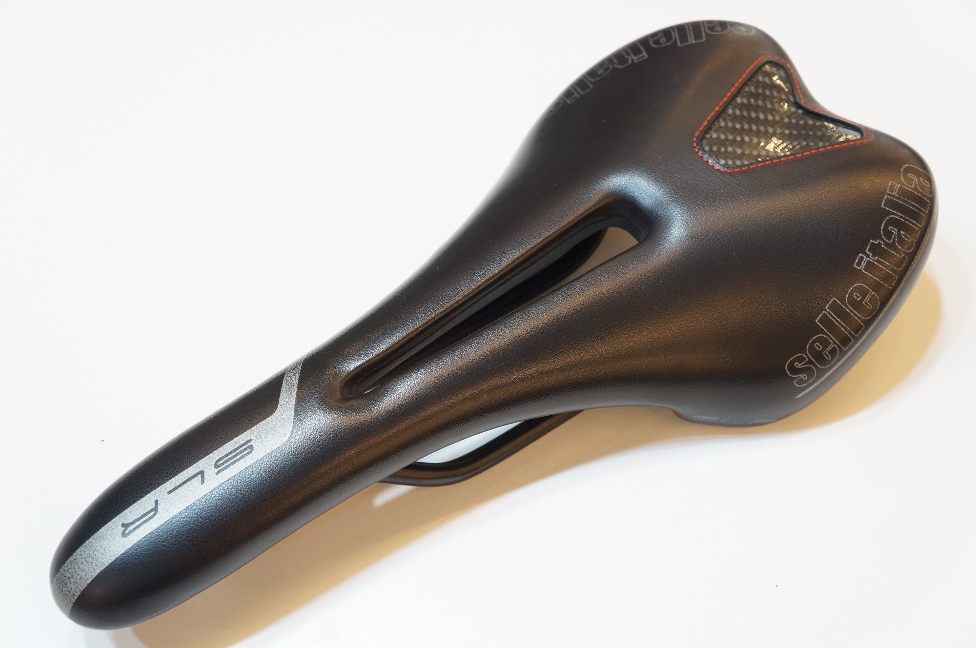 SELLE ITALIA 「セライタリア」 SLR サドル / バイチャリ浦和ベース