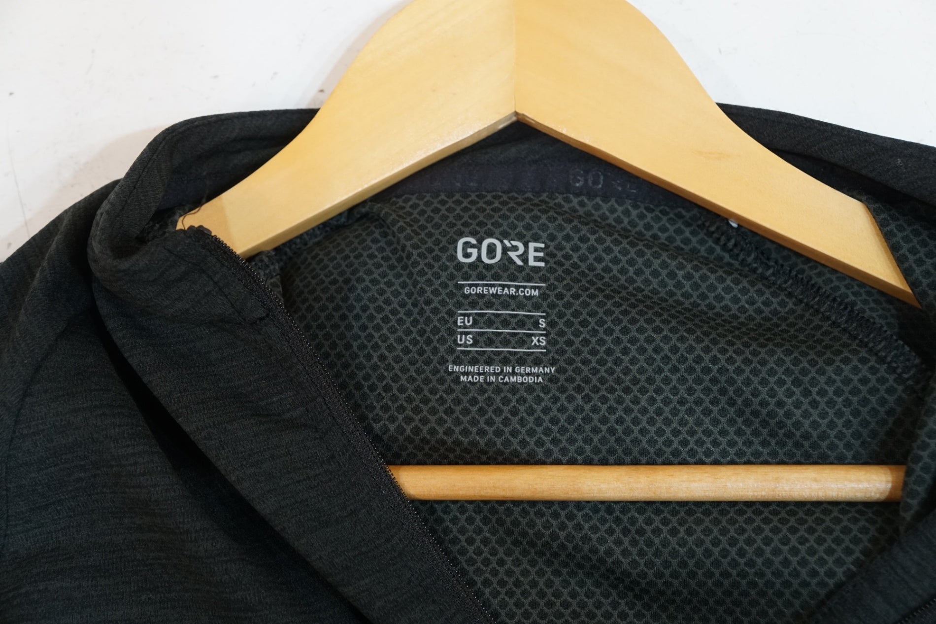 GORE 「ゴアー」 Sサイズ ジャージ / バイチャリ浦和ベース