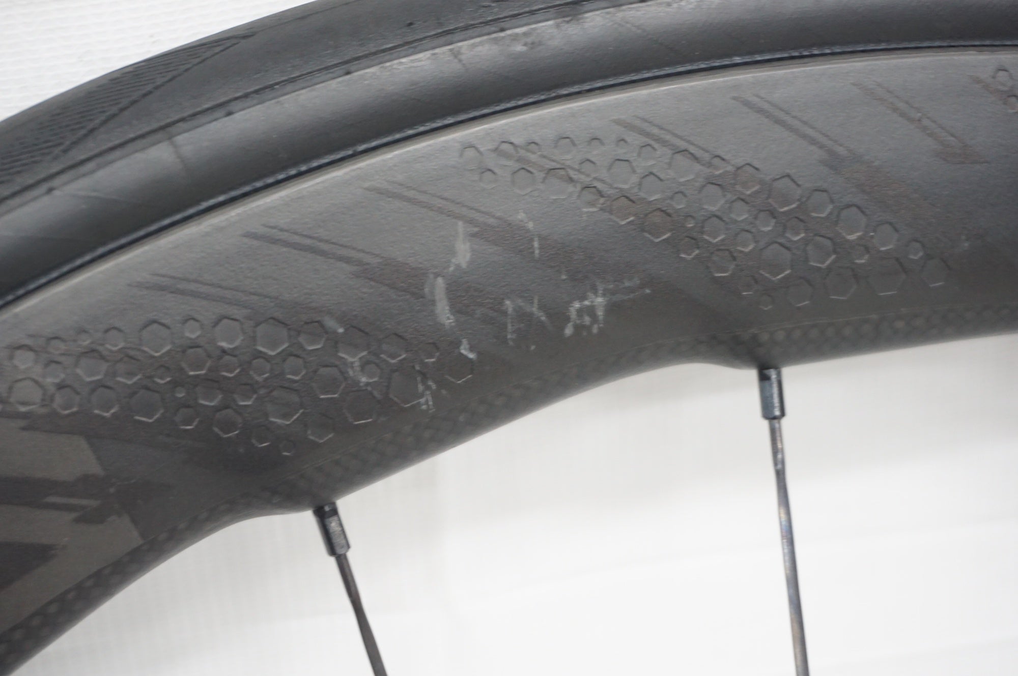 ZIPP 「ジップ」353 NSW TUBELESS DISC シマノ11-12速 ホイールセット / 阪急塚口店
