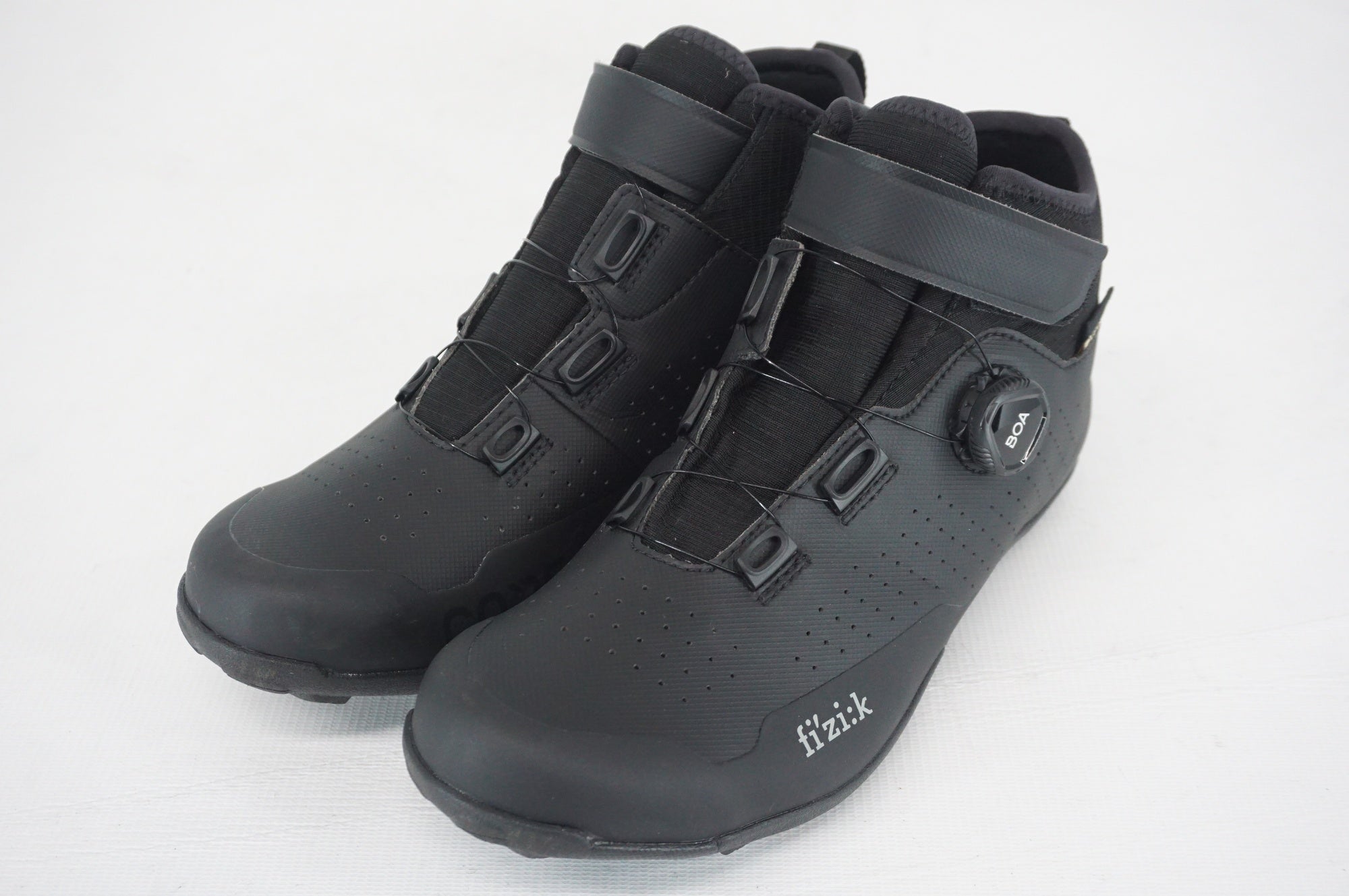 FIZIK 「フィジーク」 TERRA ARTICA GTX 27.7cm シューズ / 阪急塚口店