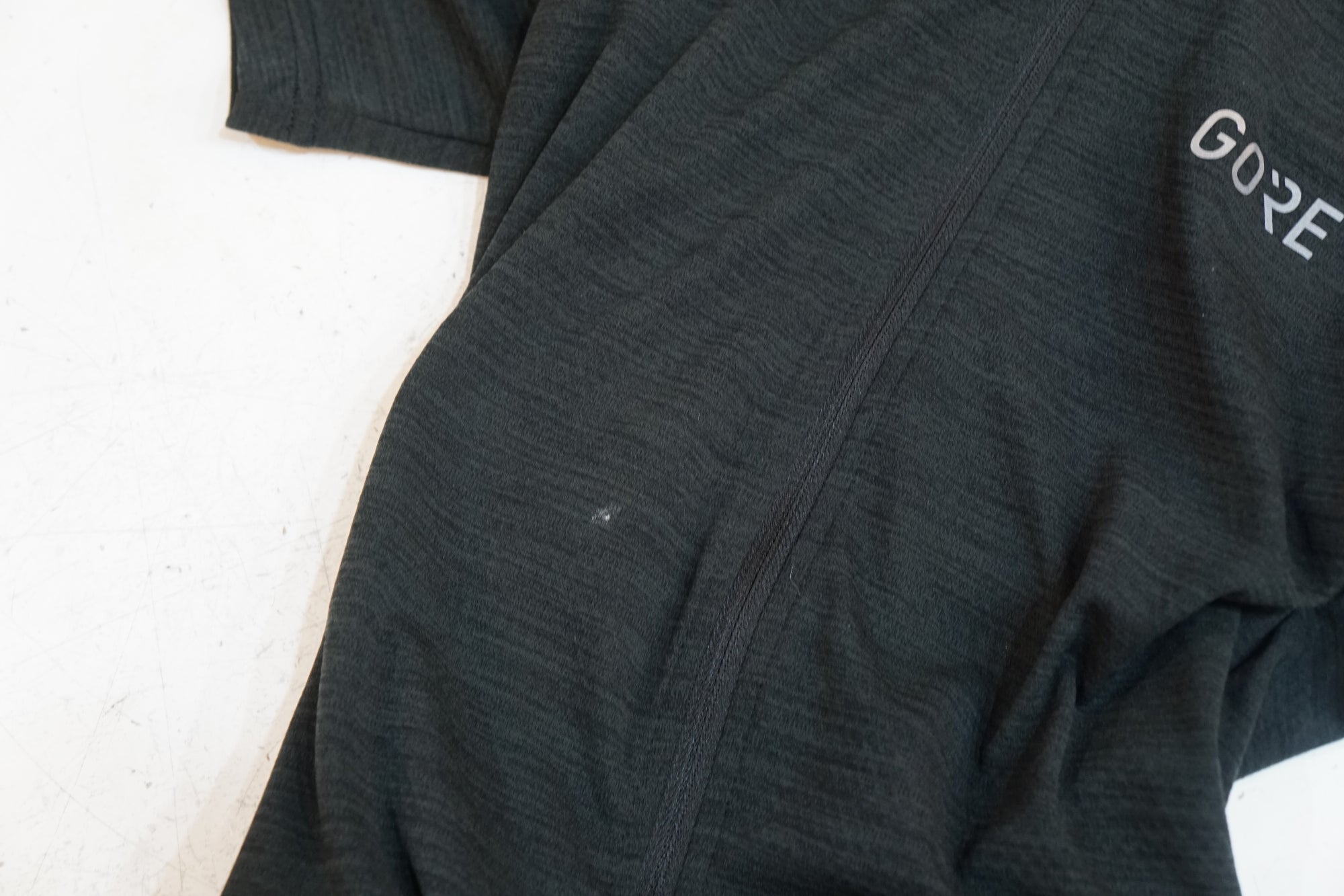 GORE 「ゴアー」 Sサイズ ジャージ / バイチャリ浦和ベース