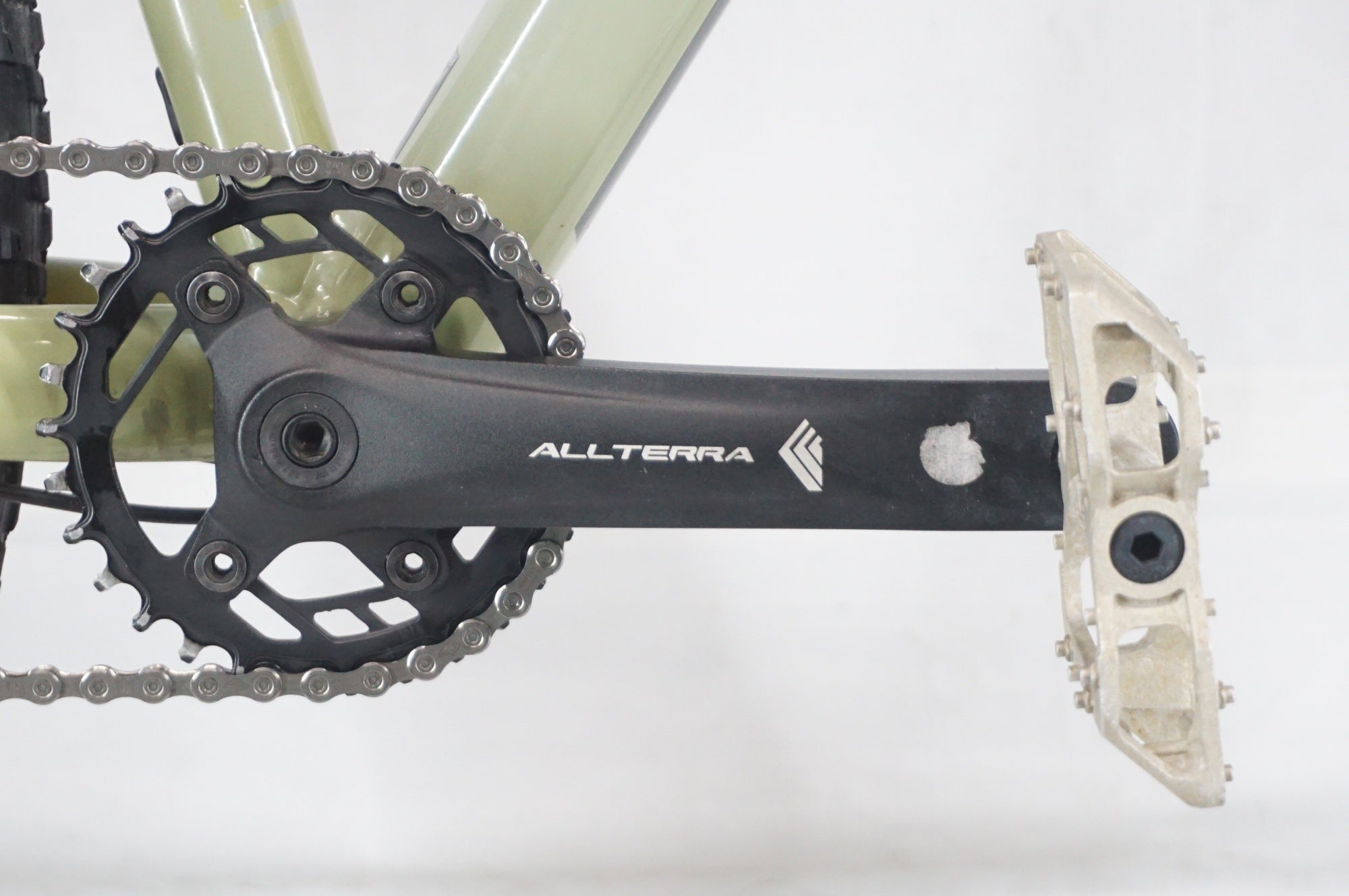 GT 「ジーティー」 AVALANCHE ELITE 2021年モデル マウンテンバイク / 阪急塚口店