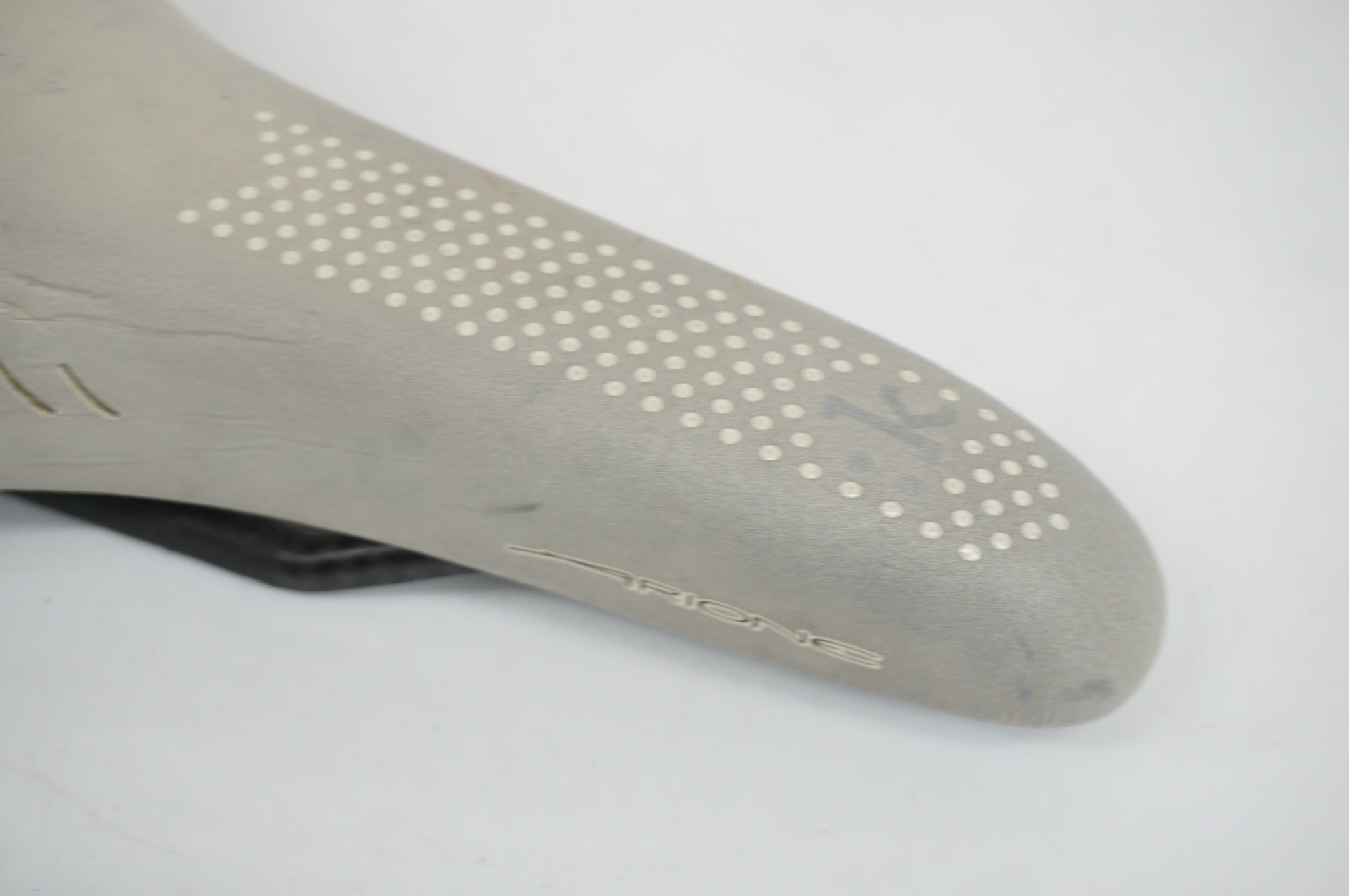 FIZIK 「フィジーク」 ARIONE K1 サドル / 大宮店