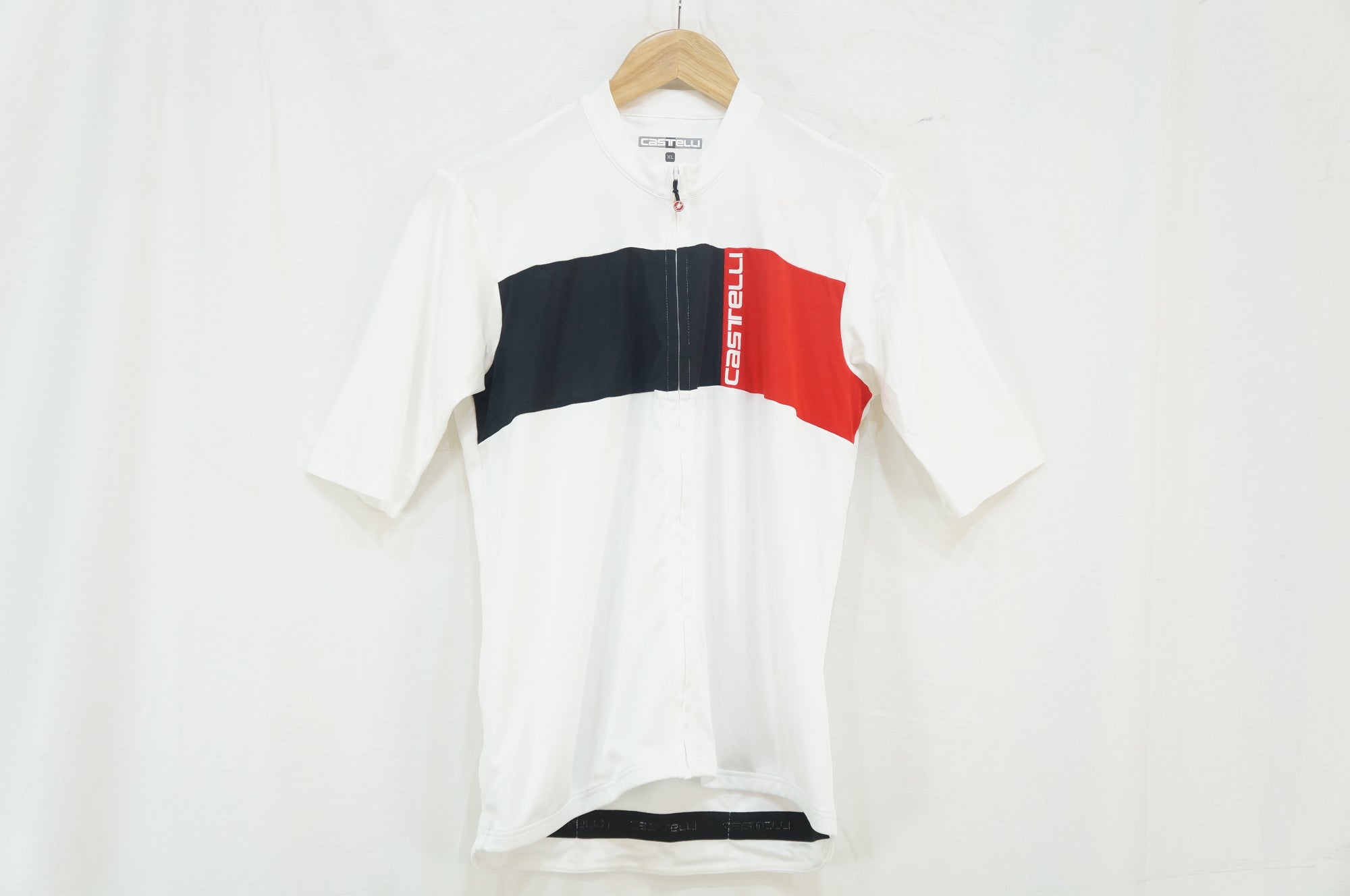 CASTELLI 「カステリ」 XLサイズ 半袖ジャージ / バイチャリ浦和ベース