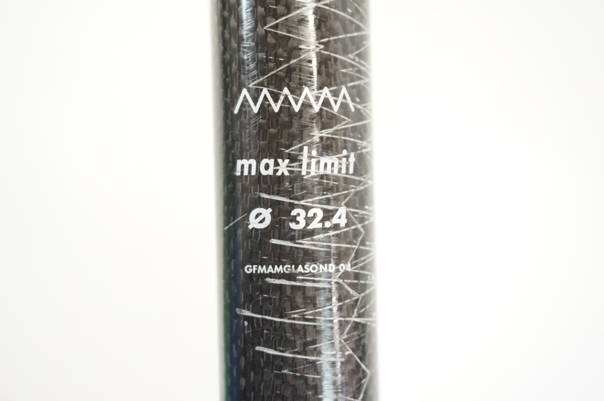 ITM 「アイティーエム」 MILLENNIUM CARBON φ32.4 約280mm シートポスト / 宇都宮店