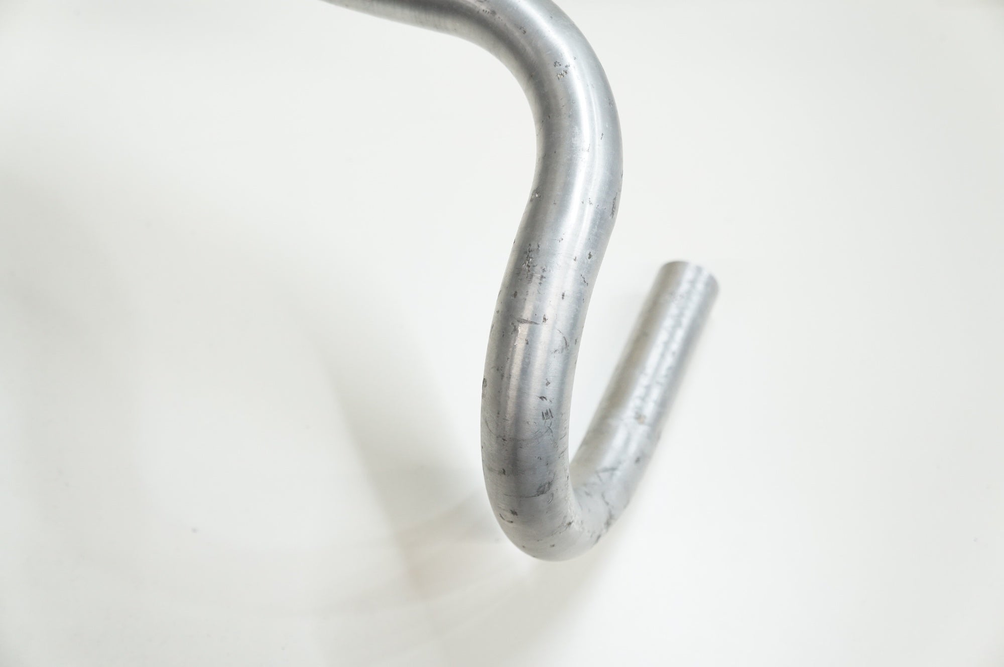 NITTO 「ニットー」 GRANDRAUNDONEUR 135 φ25.4 370mm ハンドル / 大宮店