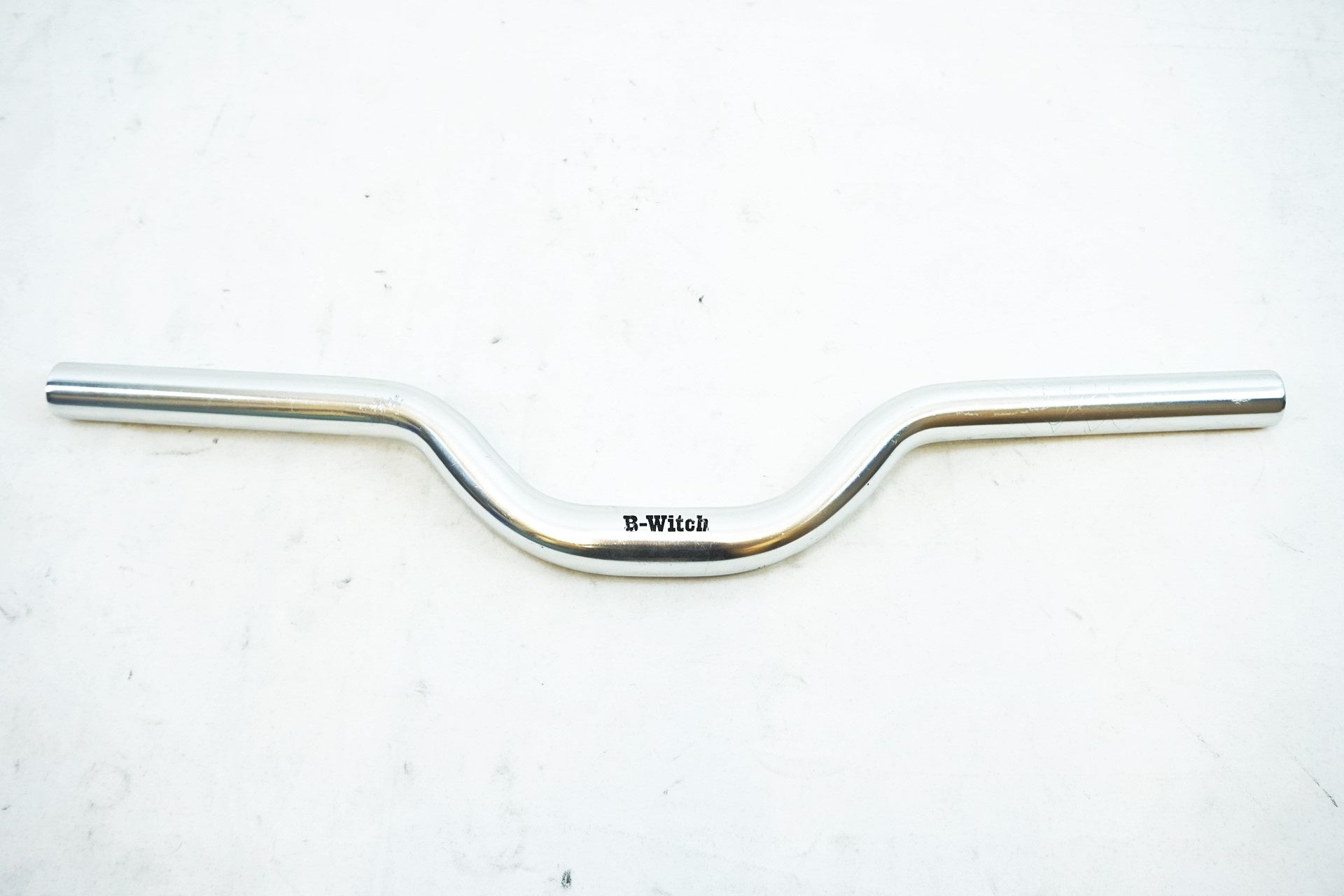 B-WITCH 「ビーウィッチ」 ライザーバー Φ25.4 465mm ハンドル B-WITCH 「ビーウィッチ」 ライザーバー Φ25.4 465mm ハンドル