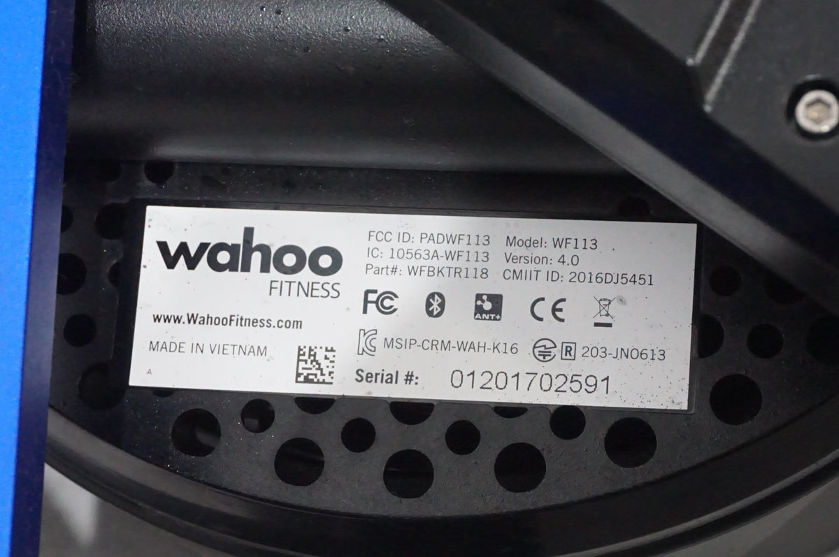 WAHOO 「ワフー」 KICKR V4 WF113 スマートトレーナー / AKIBA店