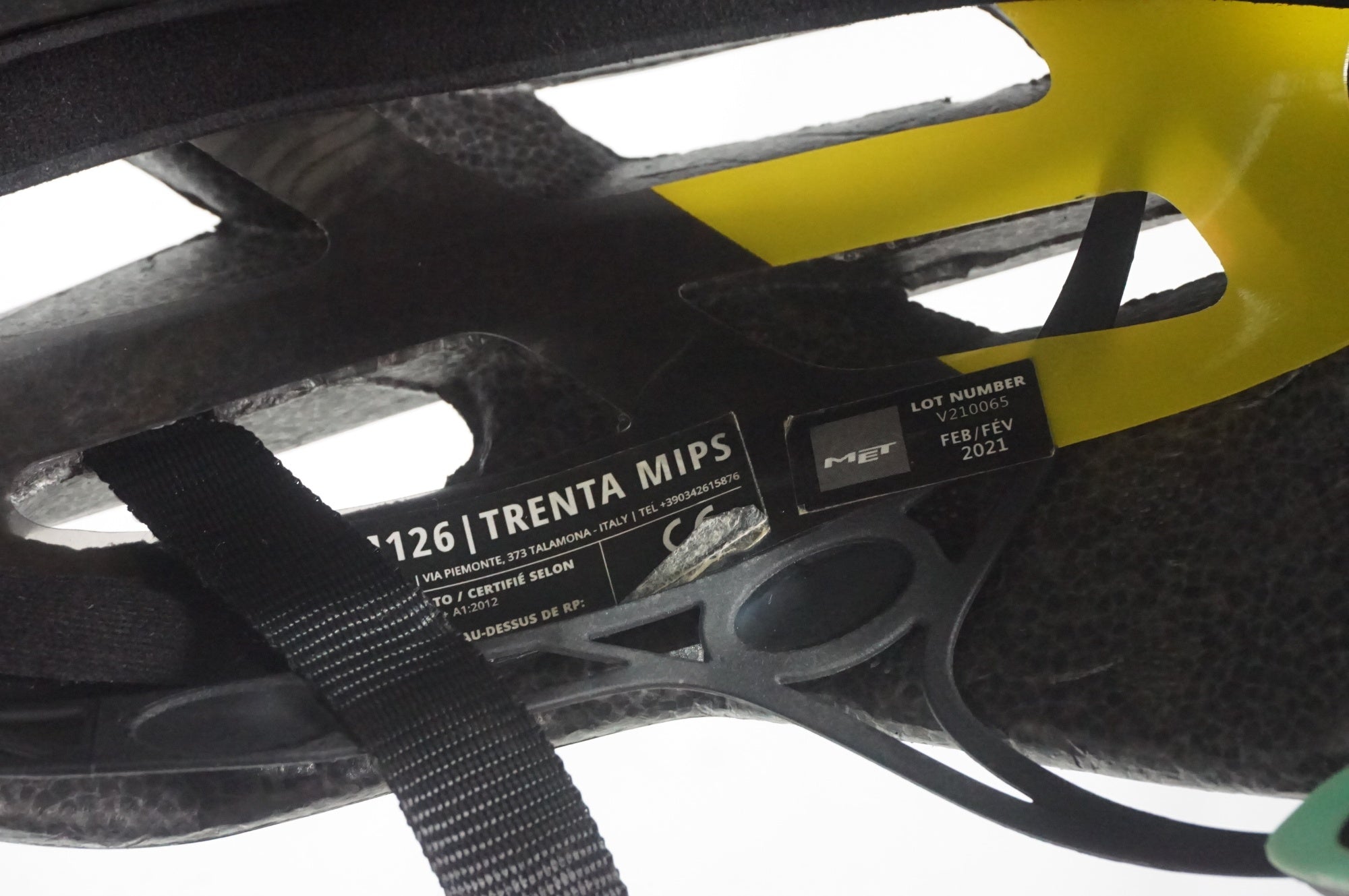 MET 「メット」 M126 TRENTA MIPS Mサイズ 56-58cm ヘルメット / AKIBA店