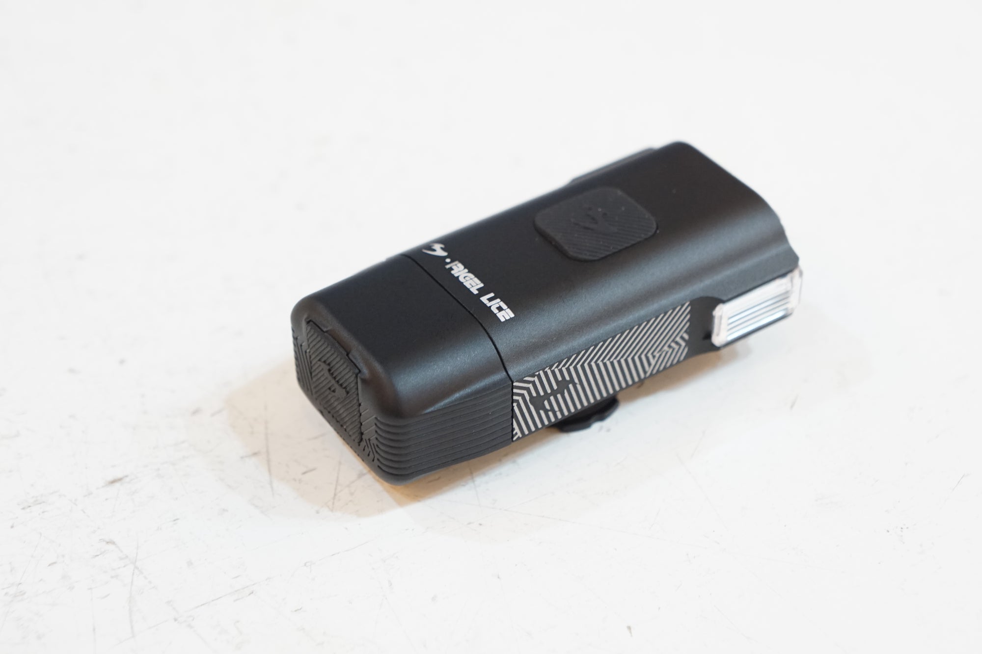 MOON 「ムーン」 RIGEL LITE フロントライト / バイチャリ浦和ベース