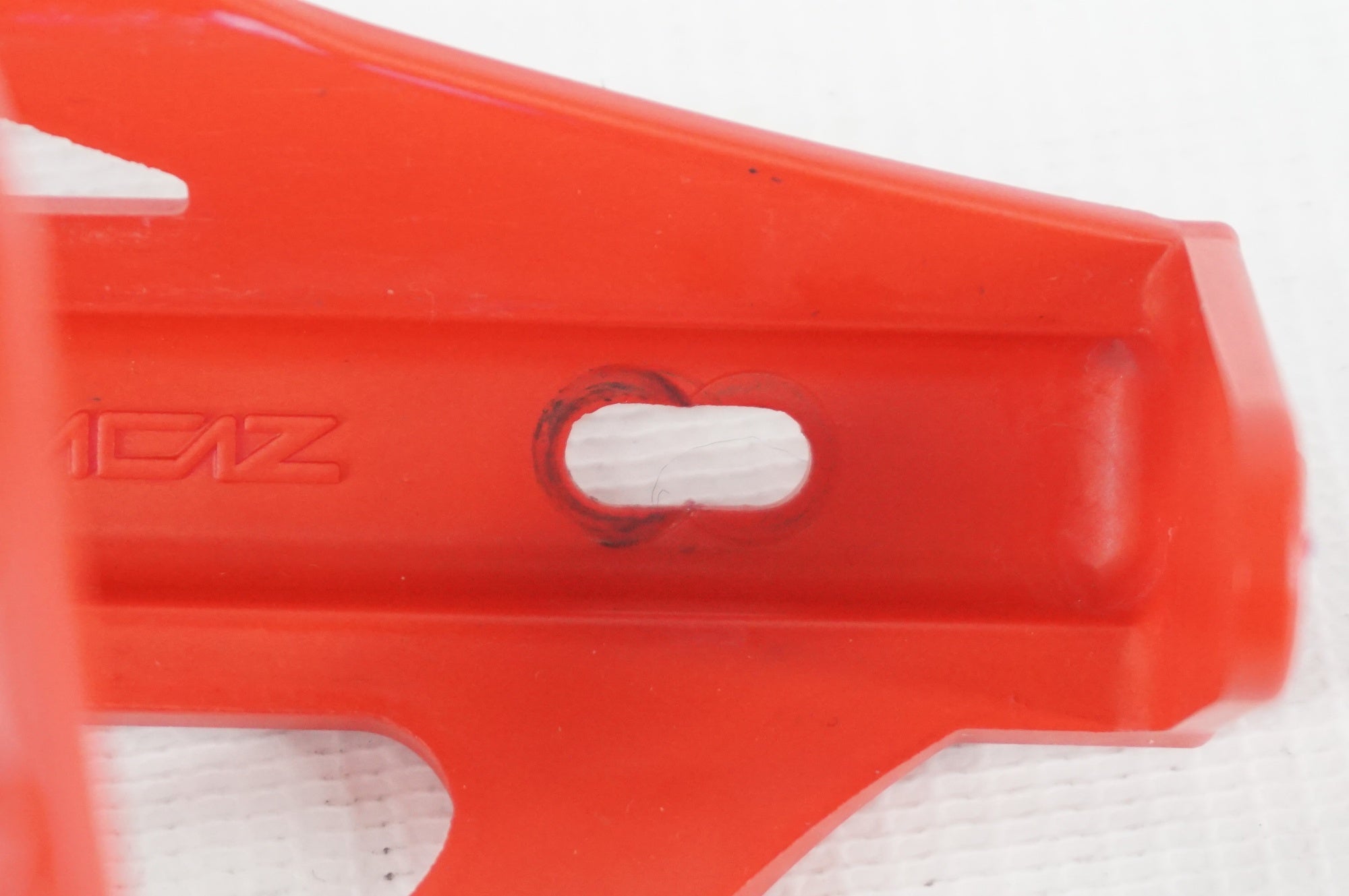 SUPACAZ 「スパカズ」 SIDE SWIPE CAGE ボトルケージ / 阪急塚口店