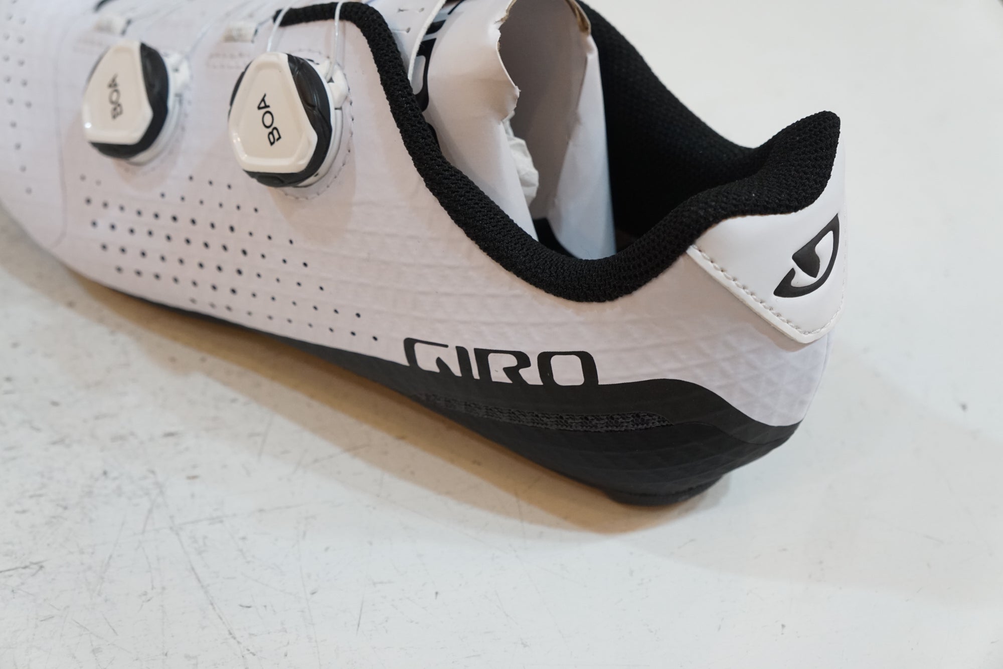 GIRO 「ジロ」 REGIME 9.5 シューズ / バイチャリ浦和ベース