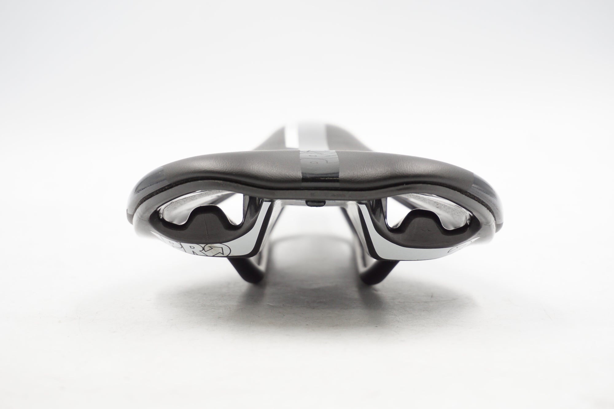 SHIMANO PRO 「シマノプロ」 TURNIX サドル / 奈良店