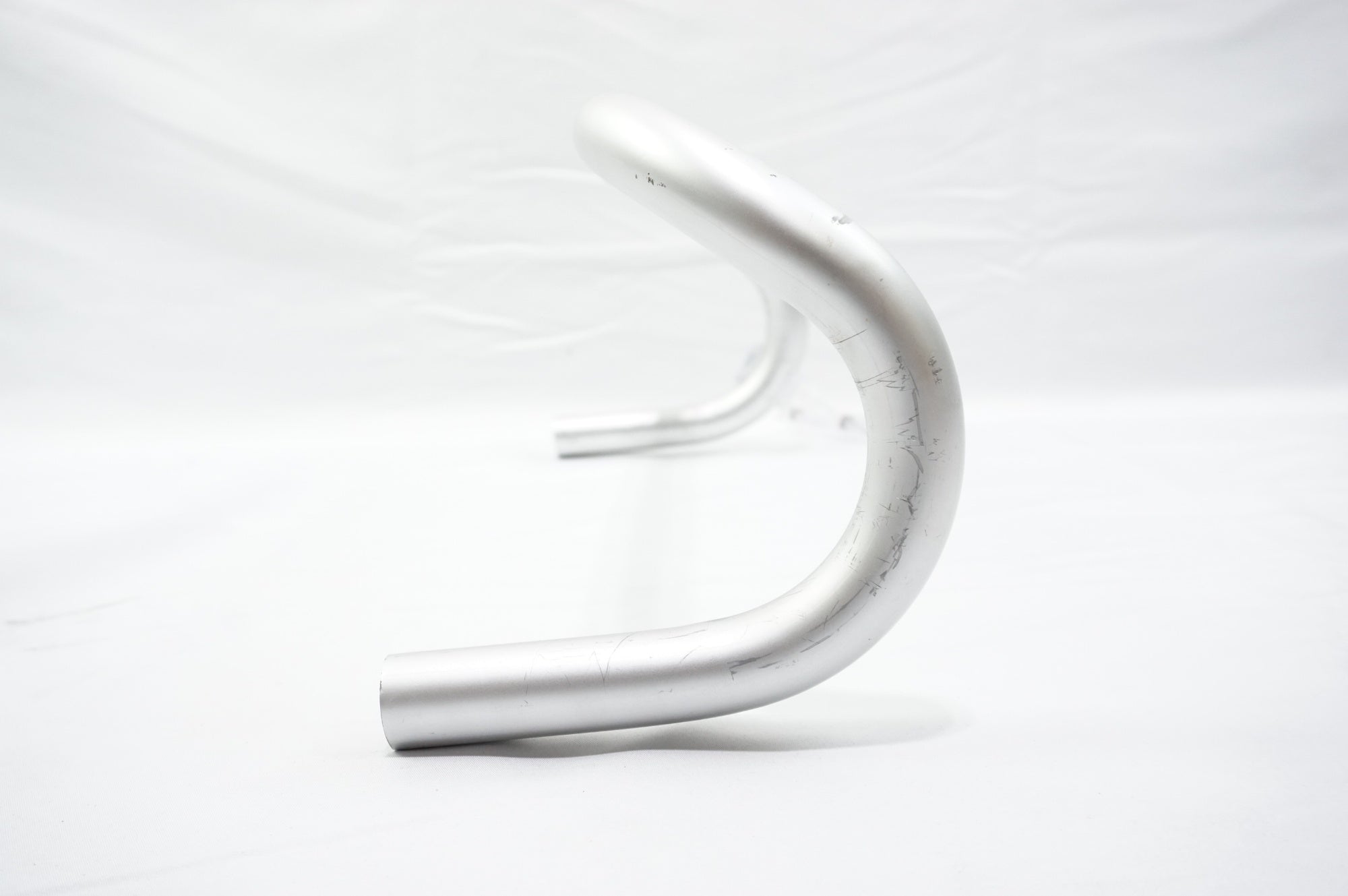 CINELLI 「チネリ」 GIRO D'ITALIA アルミ Φ26.0 420mm ハンドル / 中目黒店