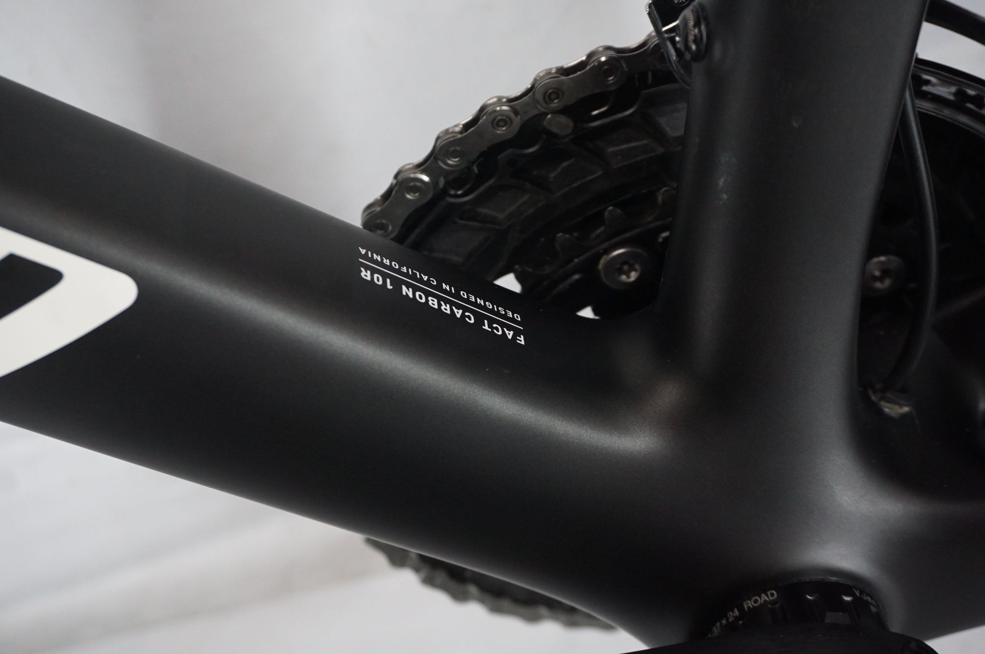 SPECIALIZED 「スペシャライズド」 ROUBAIX SL8 SPORT 2024年モデル ロードバイク / 阪急塚口店