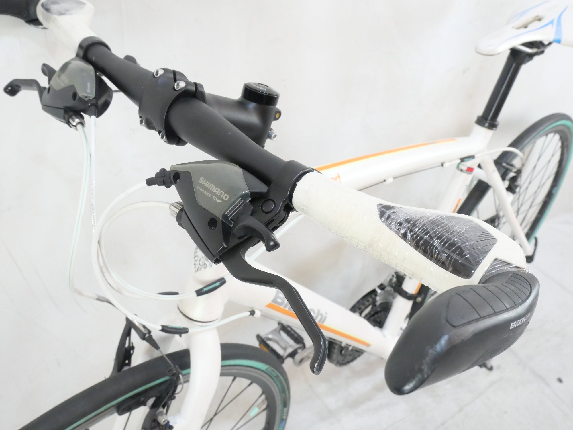 BIANCHI 「ビアンキ」 C-SPORT1 2016年モデル クロスバイク / バイチャリ浦和ベース