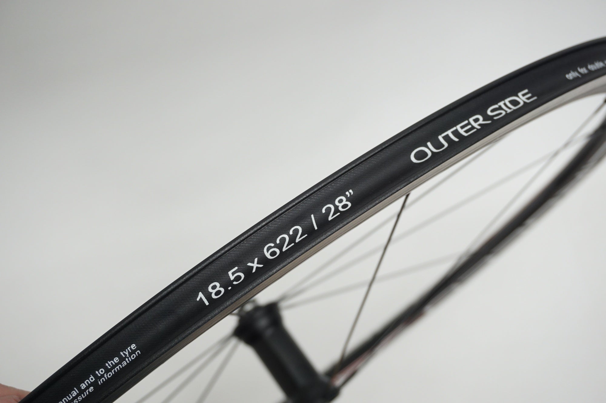 CAMPAGNOLO 「カンパニョーロ」 SCIROCCO 35 シマノ11速 ホイールセット / 福岡店