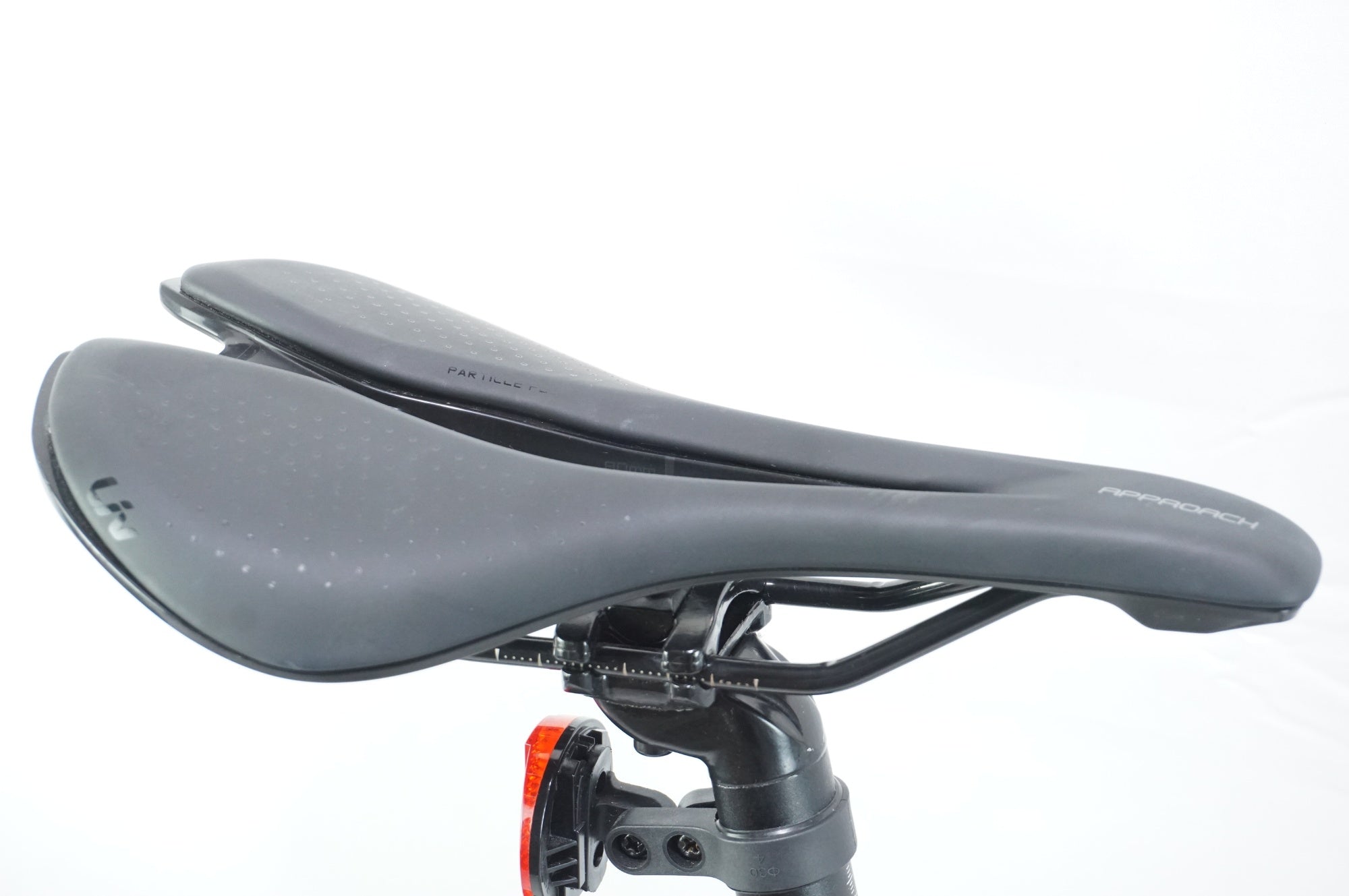 GIANT 「ジャイアント」 LIV AVAIL2 2023年モデル ロードバイク / 中目黒店