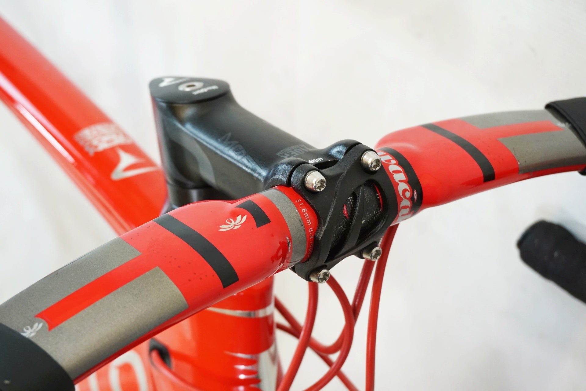 PINARELLO 「ピナレロ」 GAN 2019年モデル カスタム ロードバイク / 有明ガーデン店