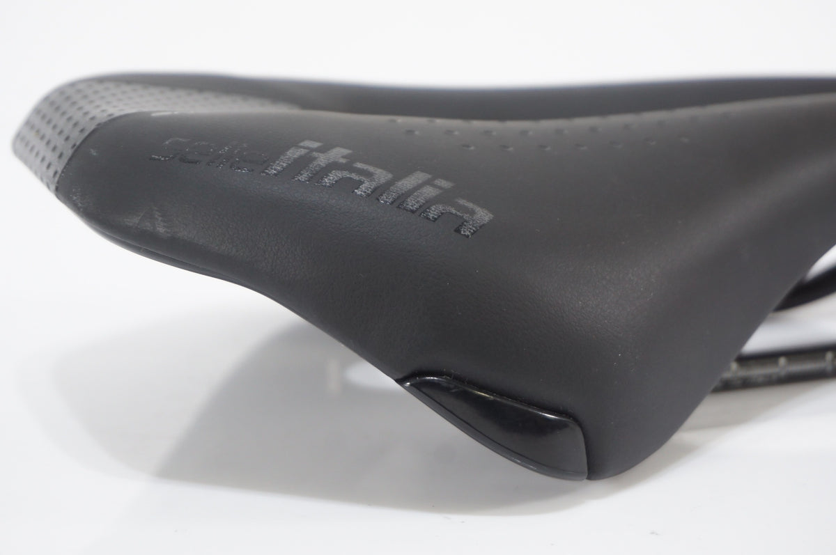 SELLE ITALIA 「セライタリア」 NOVUS サドル / AKIBA店