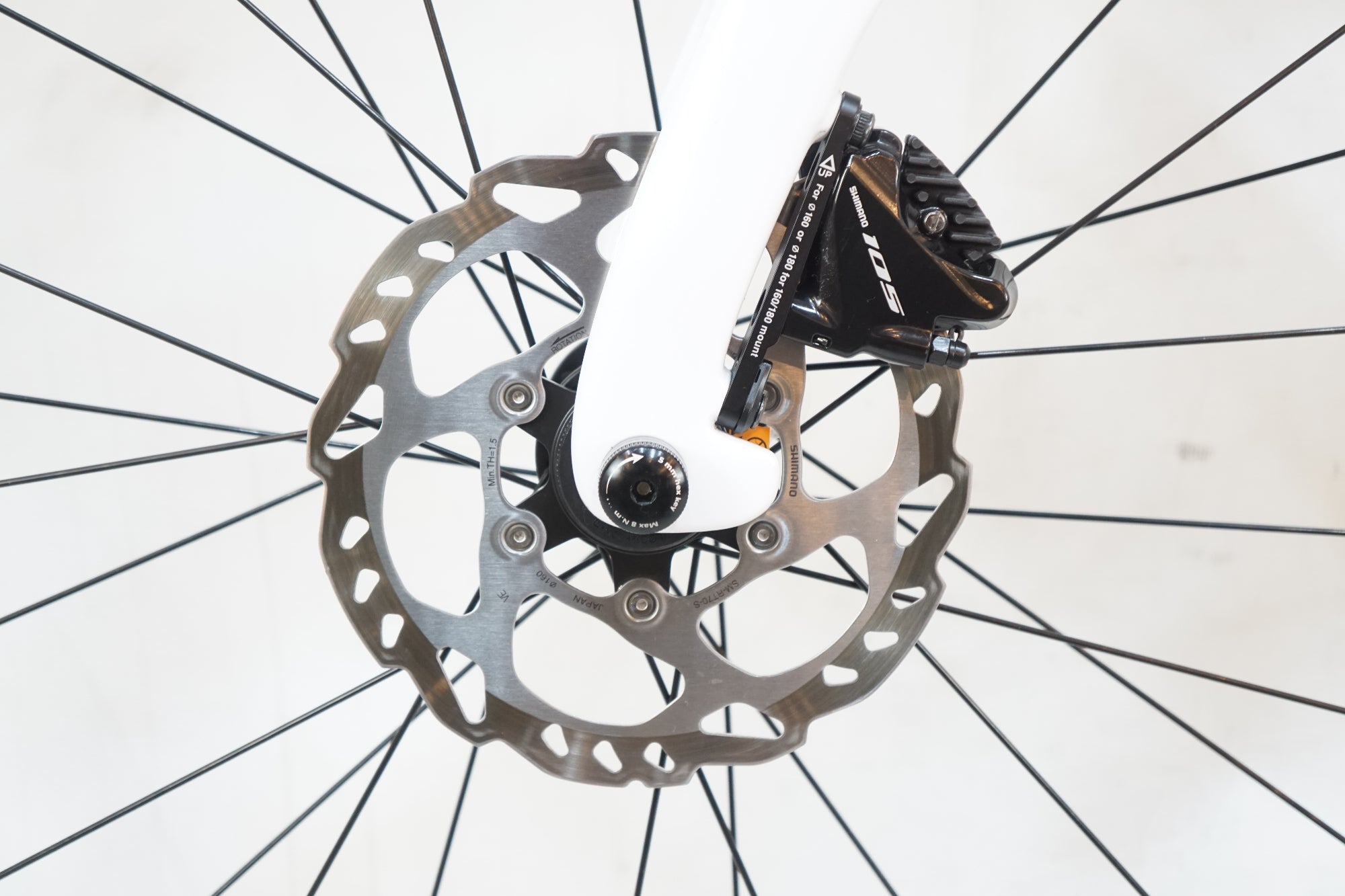 PINARELLO 「ピナレロ」 RAZHA DISK 2024年モデル ロードバイク / バイチャリ浦和ベース