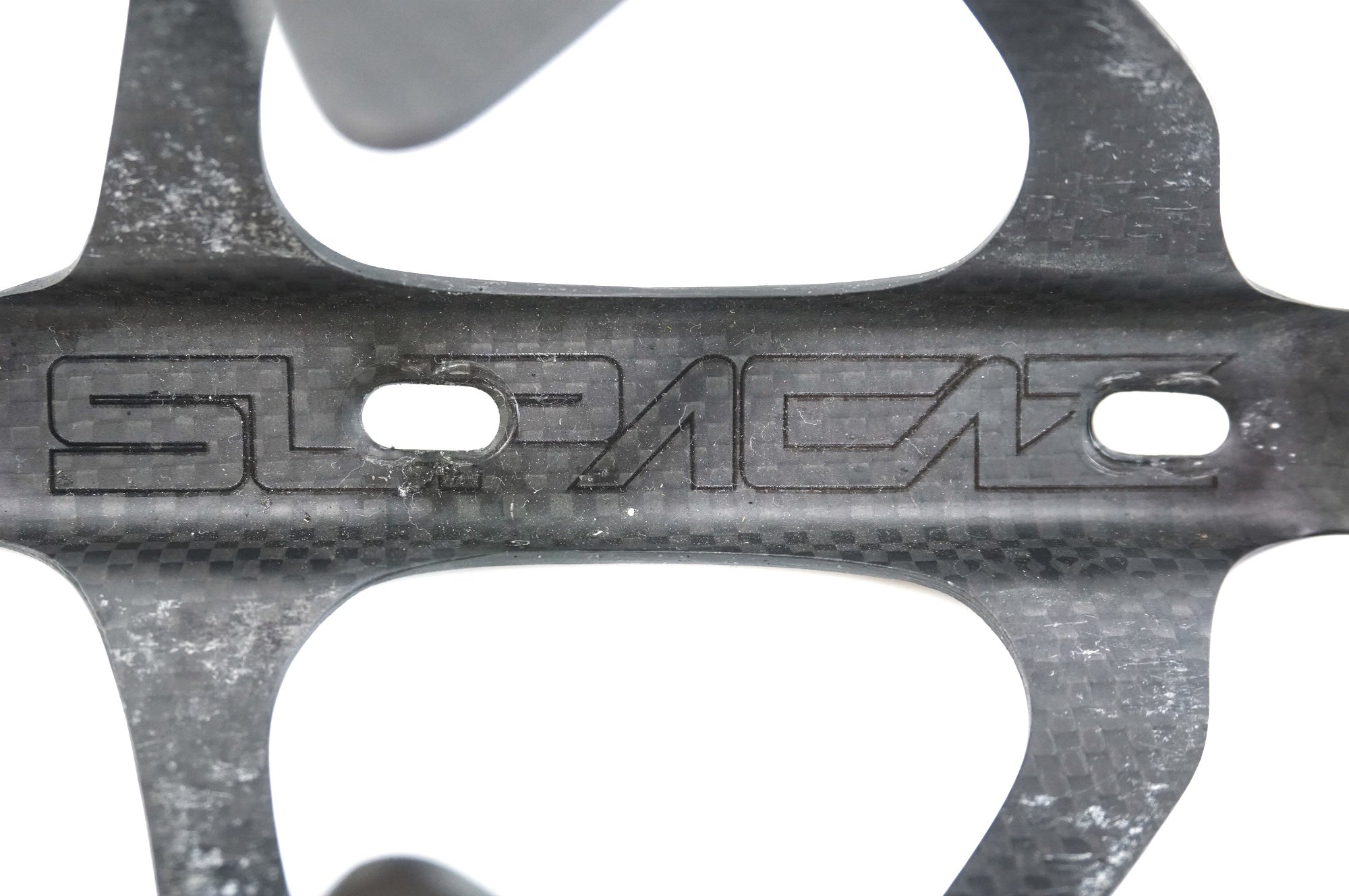 SUPACAZ 「スパカズ」 FLY CAGE CARBON ボトルケージ / 中目黒店