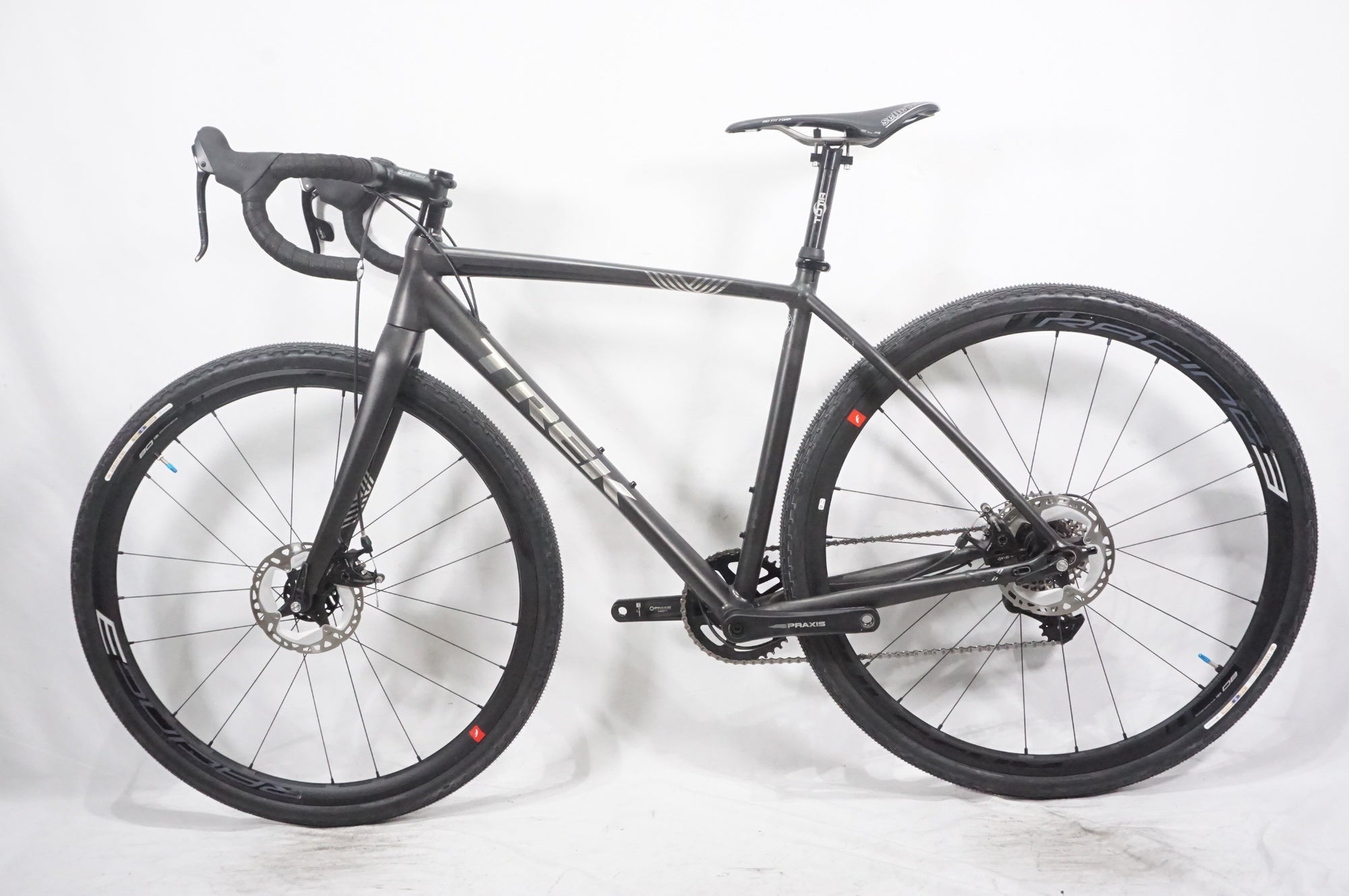 TREK 「トレック」 CROCKETT 5 DISC 2019年モデル ロードバイク / AKIBA店