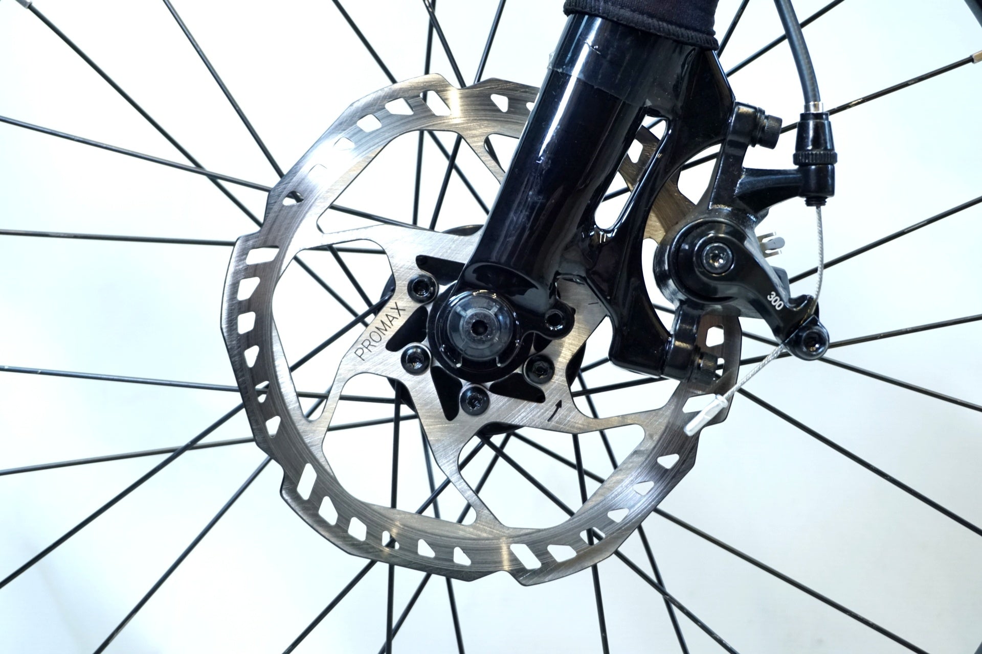 BESV 「ベスビー」 PSF1 2025年モデル 20インチ 電動アシスト自転車 / 有明ガーデン店