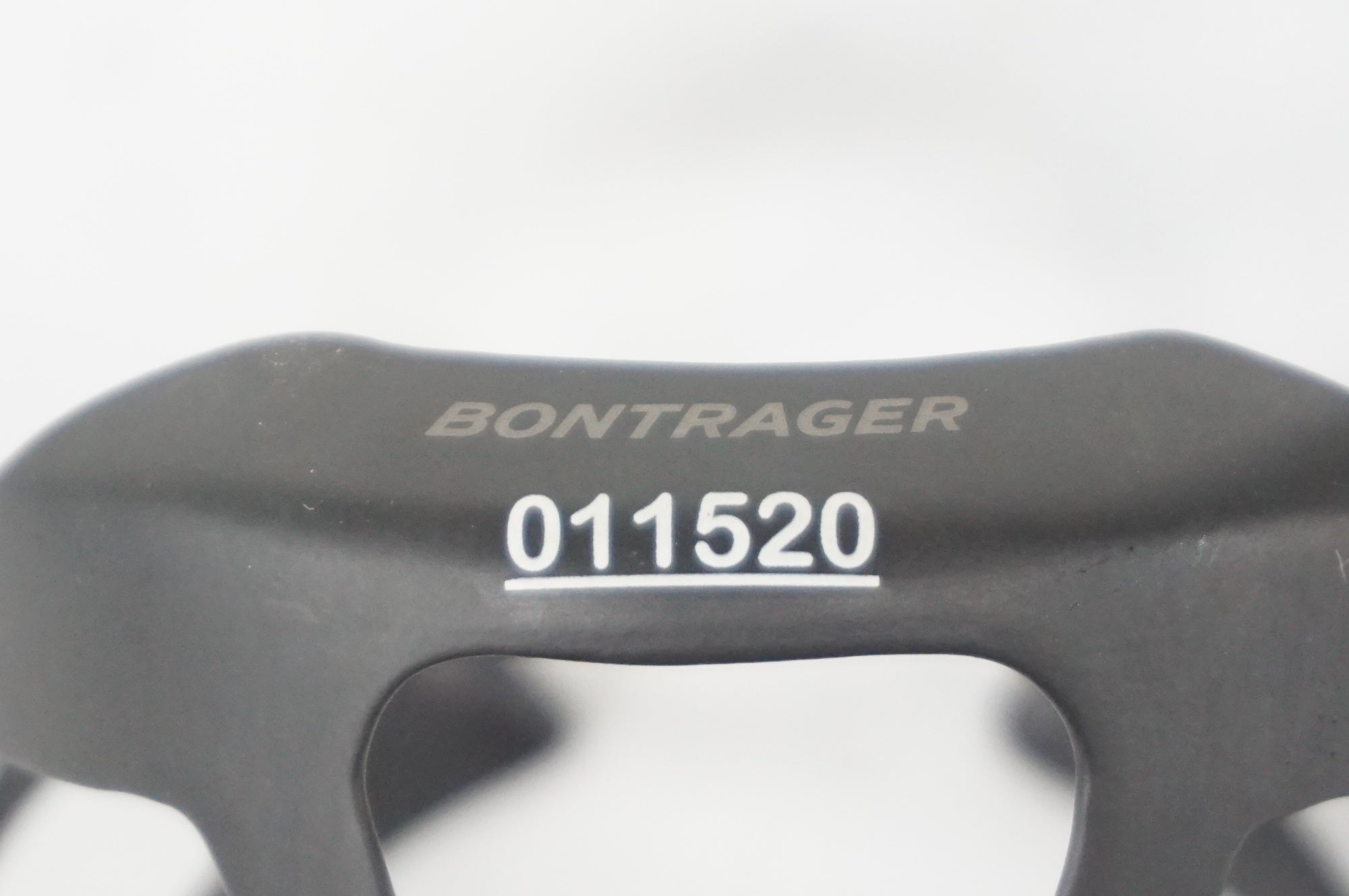 BONTRAGER 「ボントレガー」 PRO OCLV CARBON ボトルケージセット / 阪急塚口店
