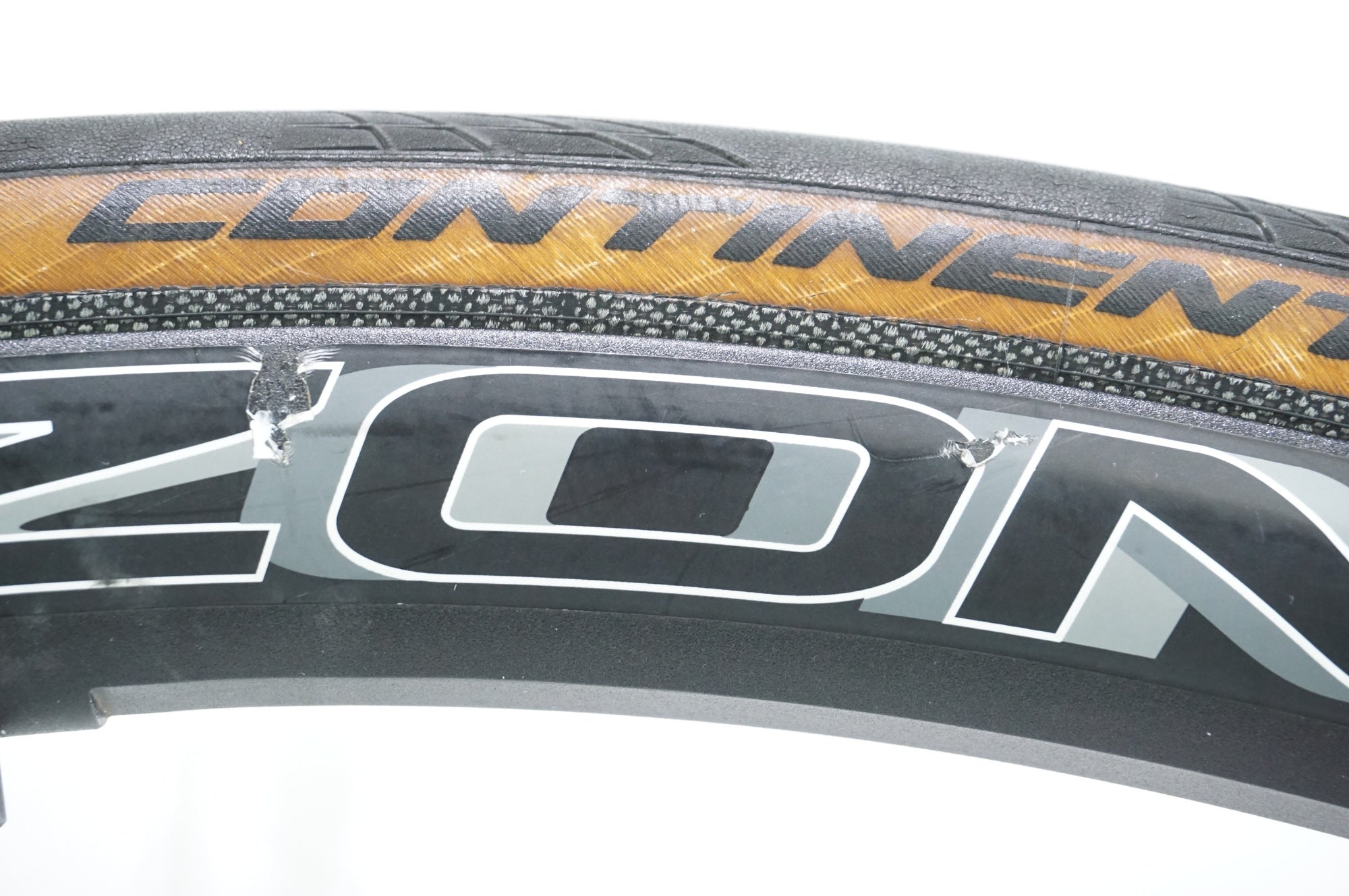 CAMPAGNOLO 「カンパニョーロ」 ZONDA DB シマノ11速 ホイールセット / 中目黒店