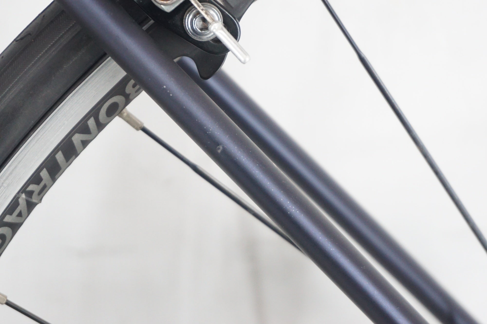 TREK 「トレック」 EMONDA SL 5 2018年モデル ロードバイク / 阪急塚口店