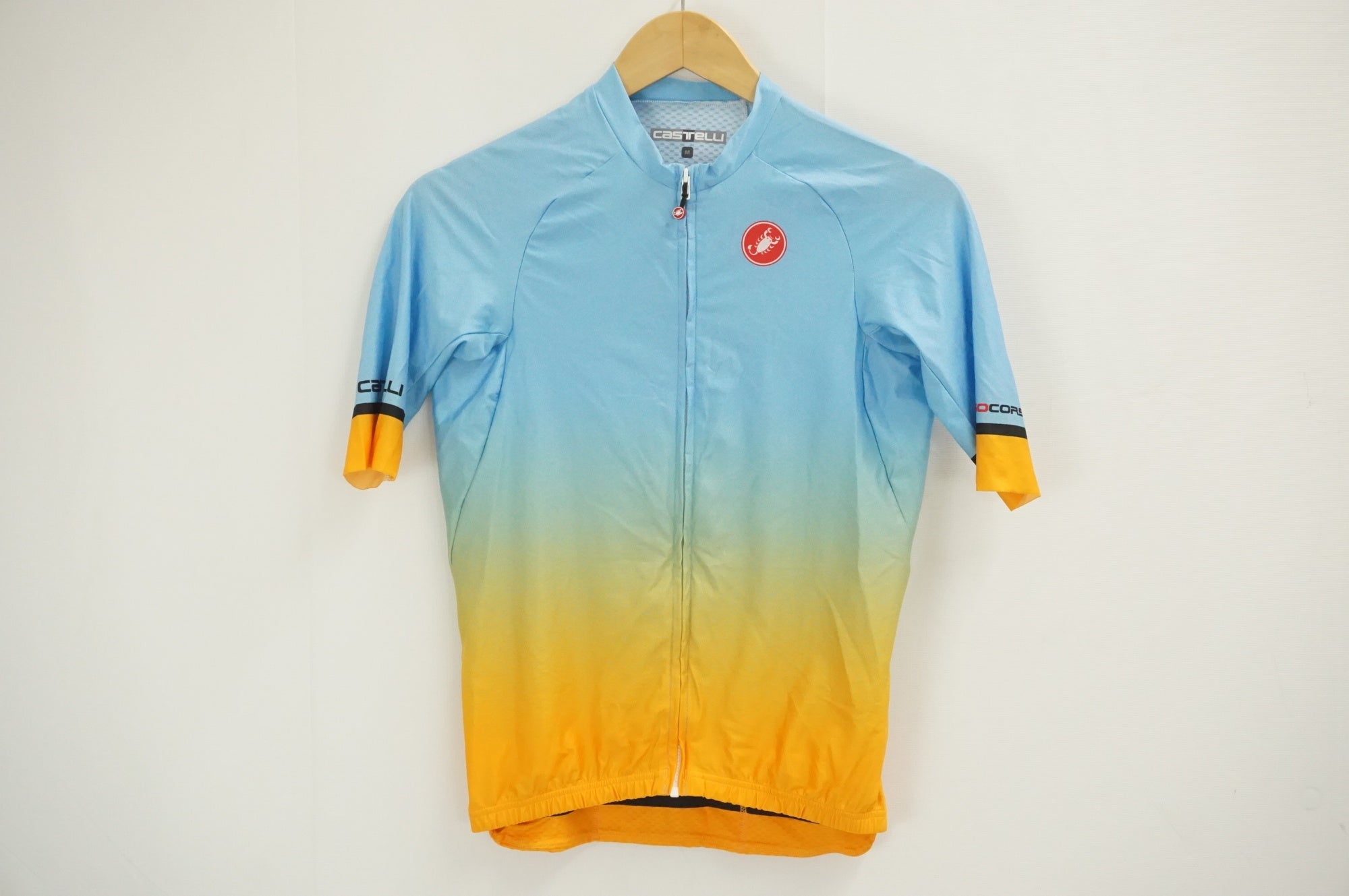 ずっと気になってた Mサイズ 「カステリ」 CASTELLI メンズ 福岡 / サイクルジャージ ウェア