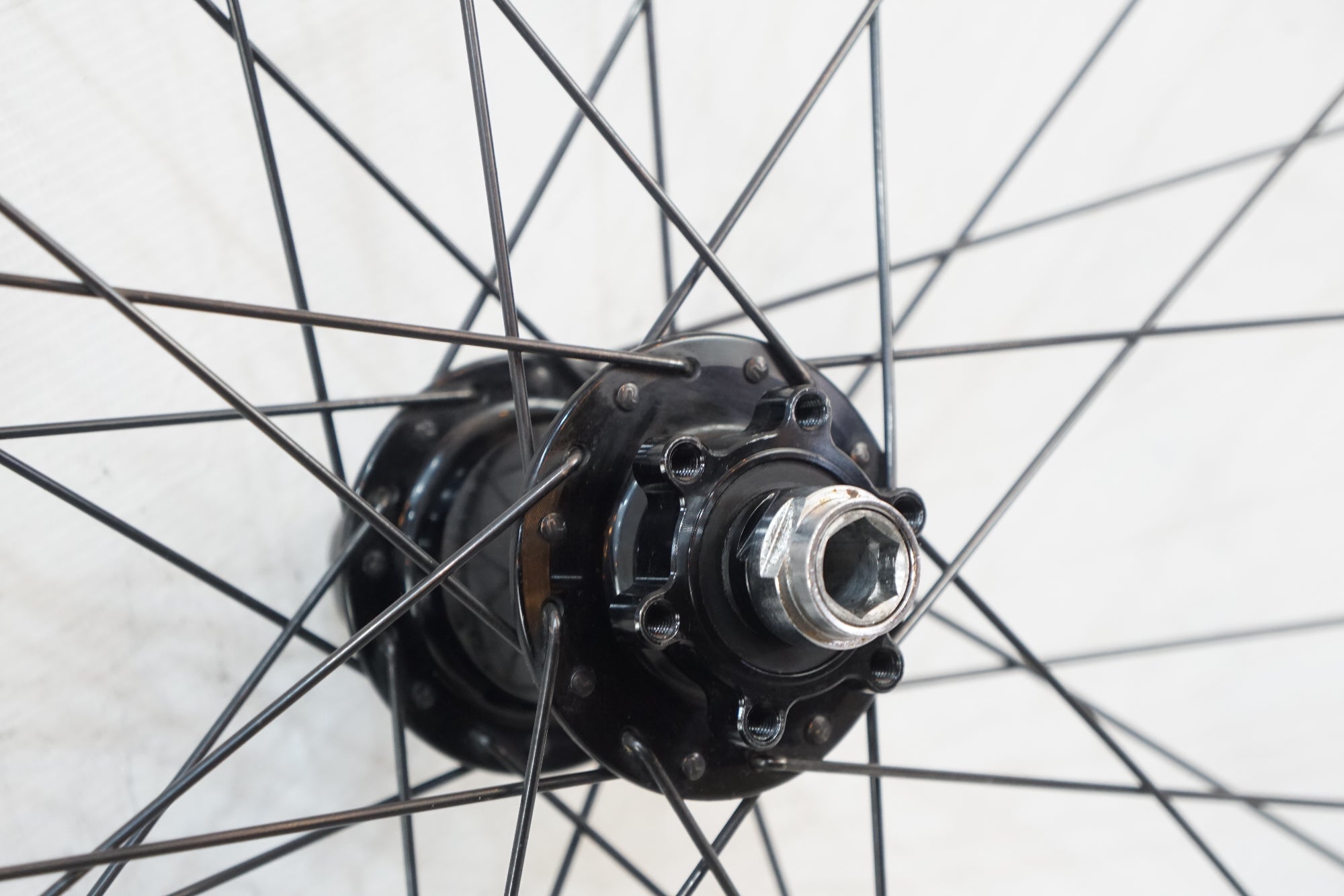 E THIRTEEN 「イーサーティーン」 TRSR 650 シマノ10速 ホイールセット / バイチャリ浦和ベース